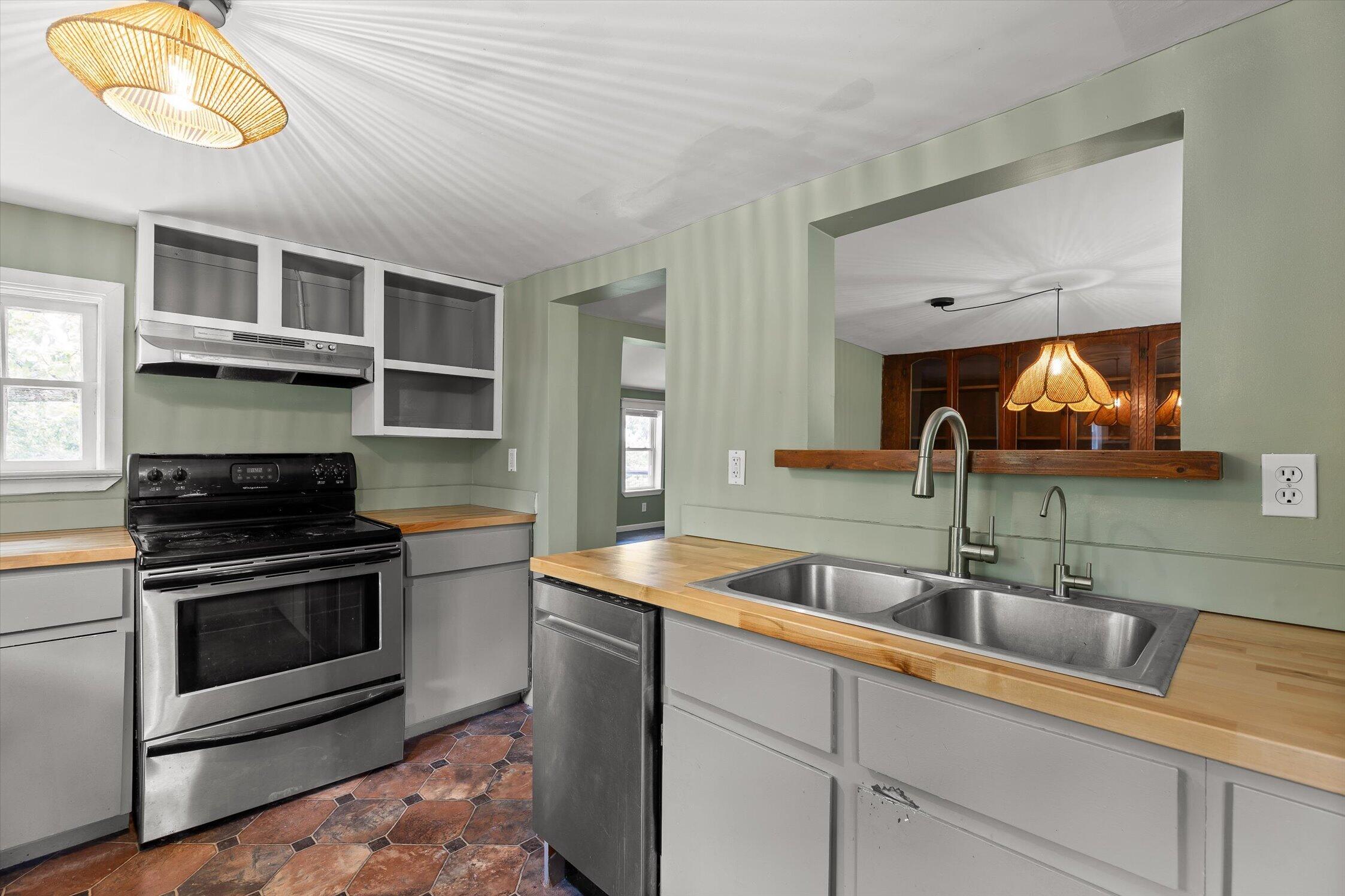 607 Nye Circle Property Photo 14