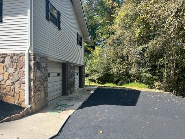 831 Osceola Drive Property Photo 5