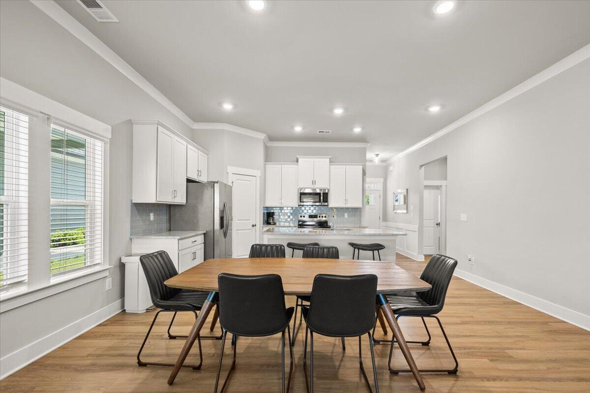 2093 Firelight Way Property Photo 12