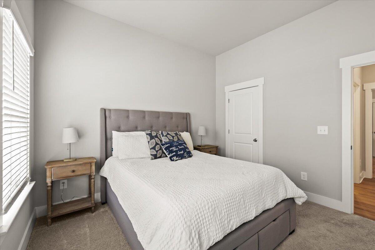 2093 Firelight Way Property Photo 26