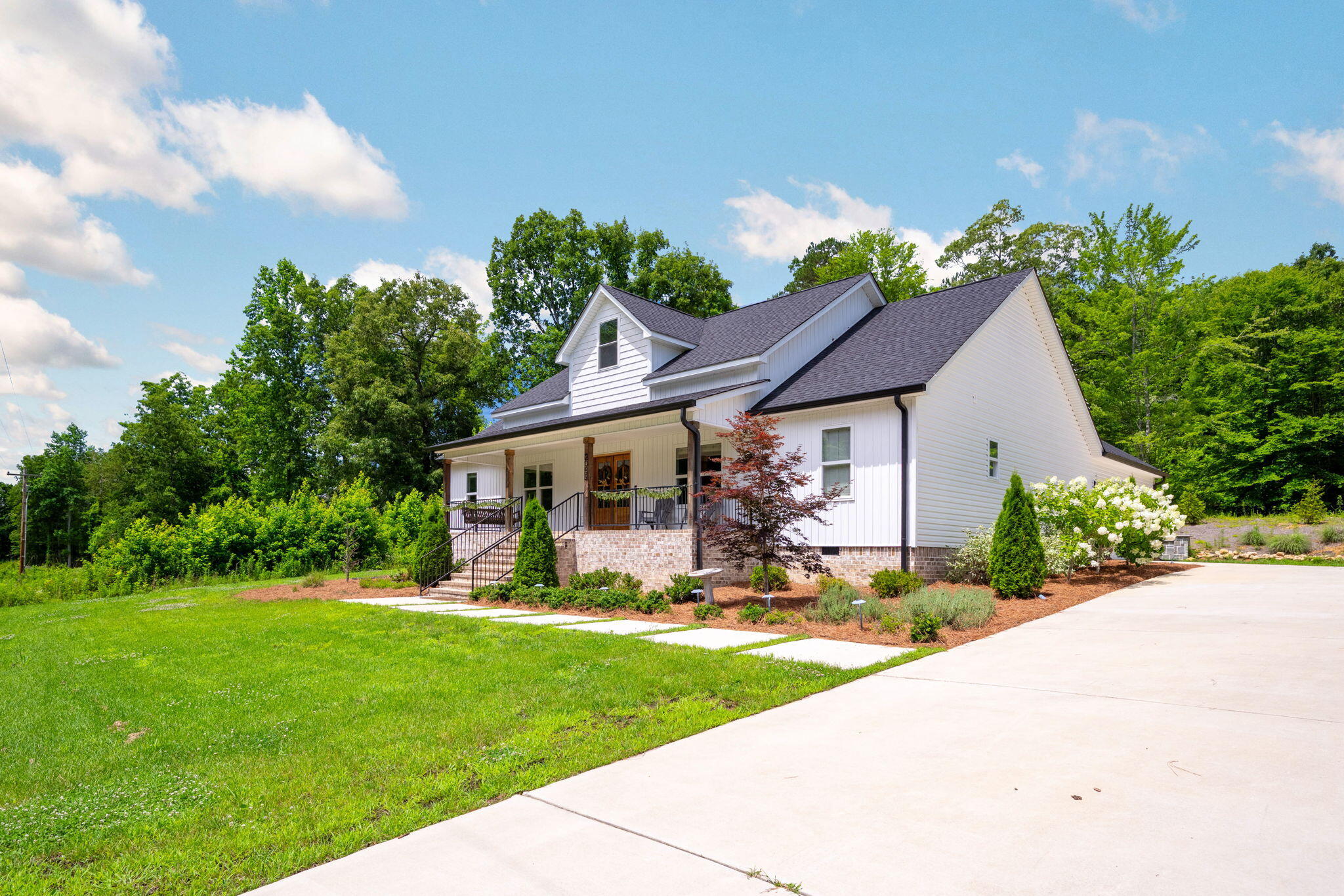 2089 Hudlow Loop Road Property Photo 4