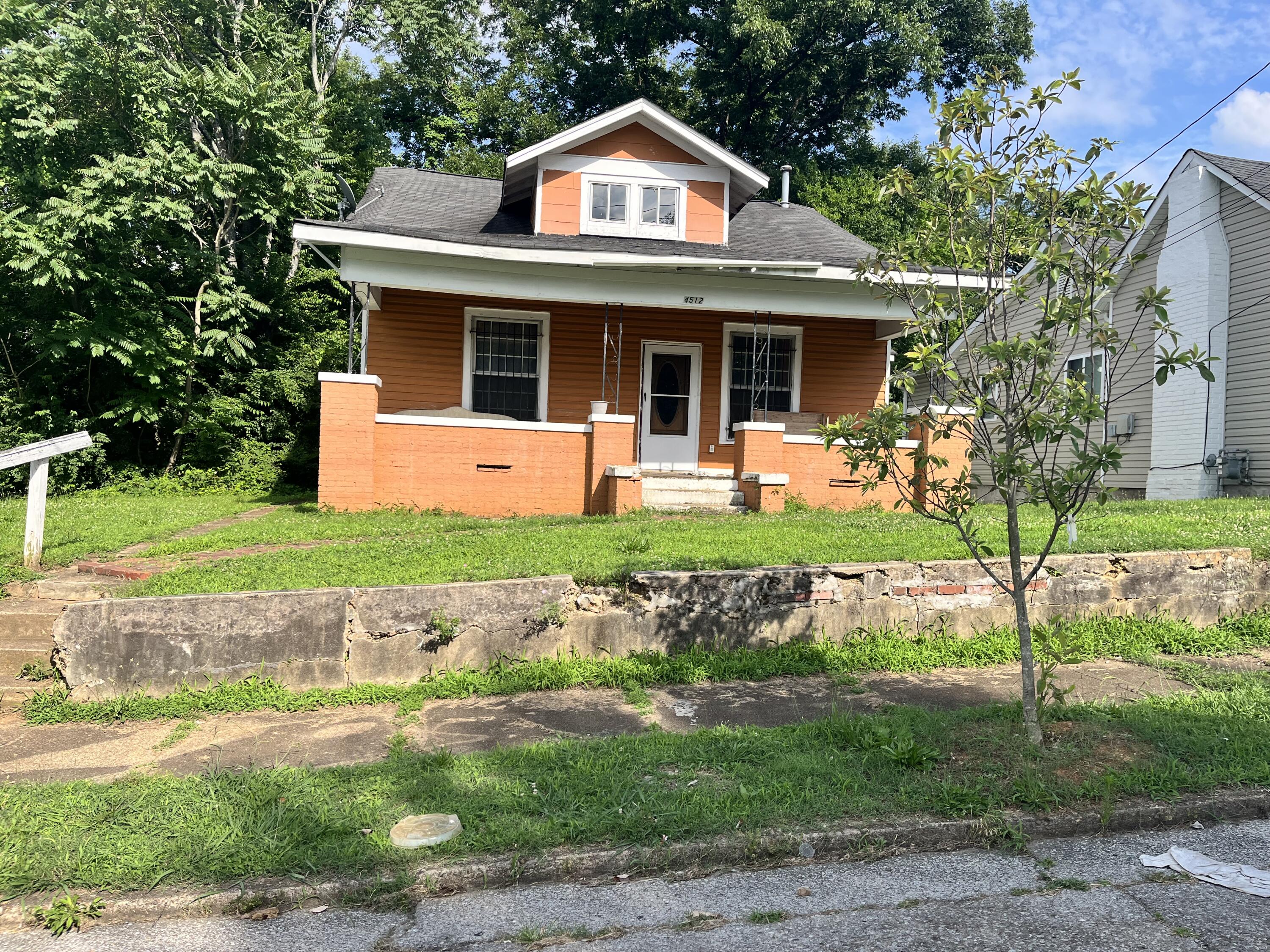 4512 Highland Avenue Property Photo 1