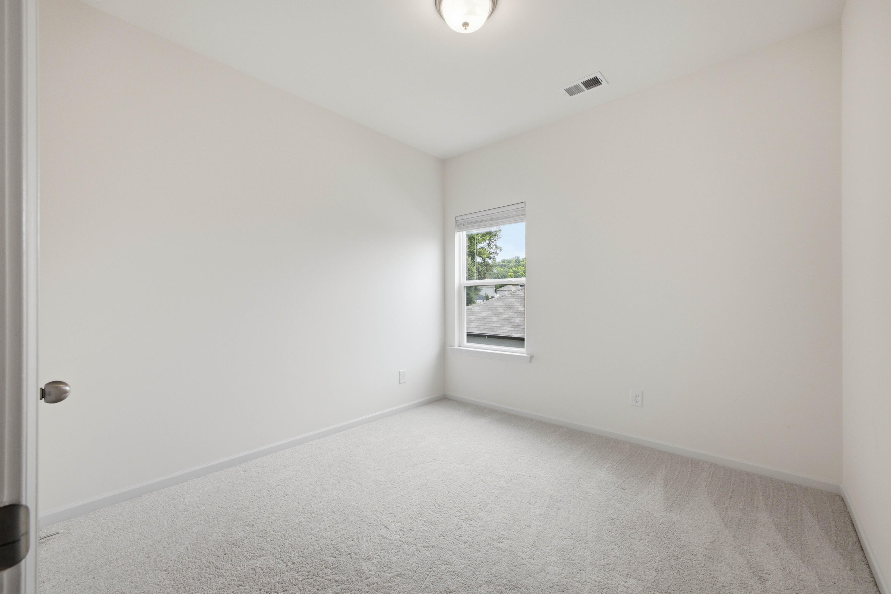 56 Bennett Way Property Photo 32