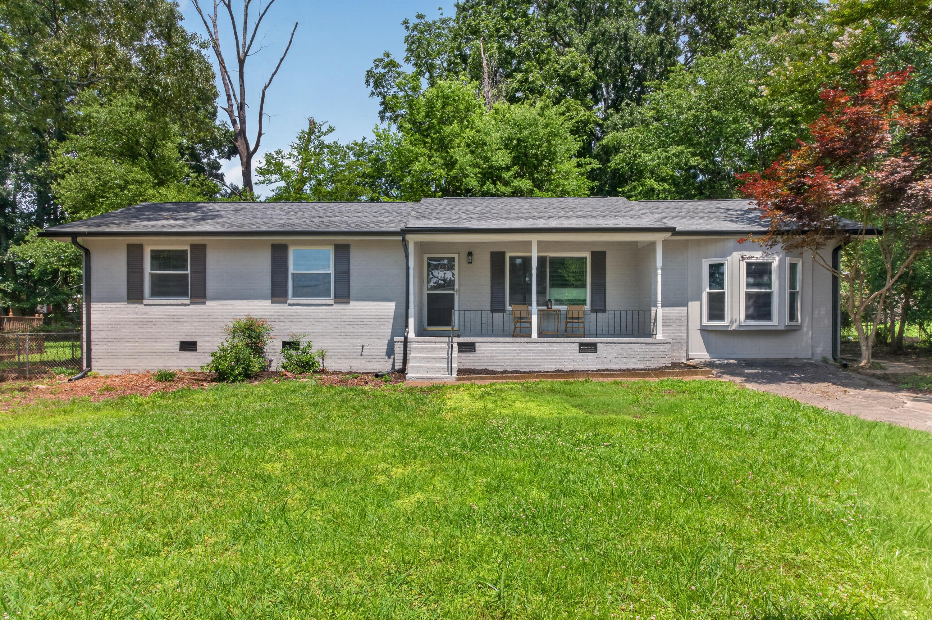 1537394 Property Photo 2