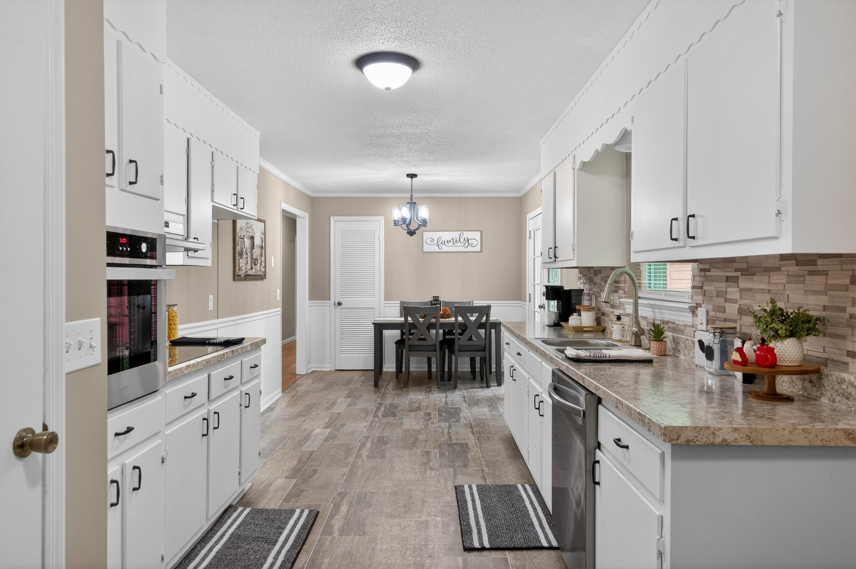 1537394 Property Photo 16