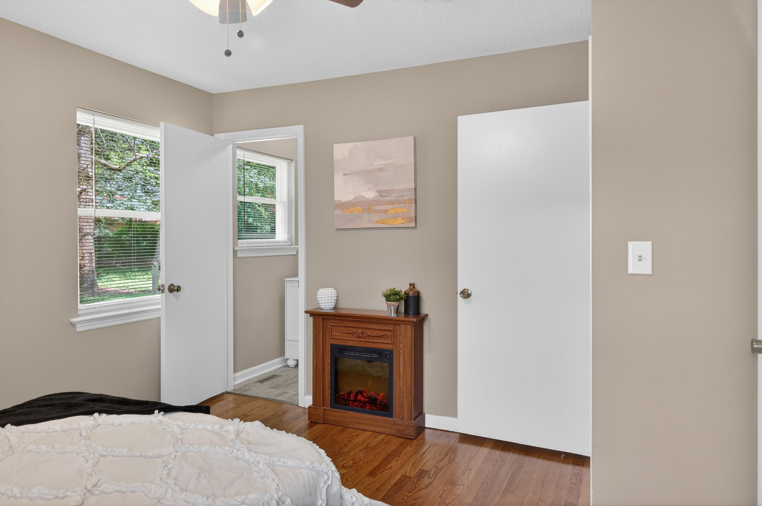1537394 Property Photo 25