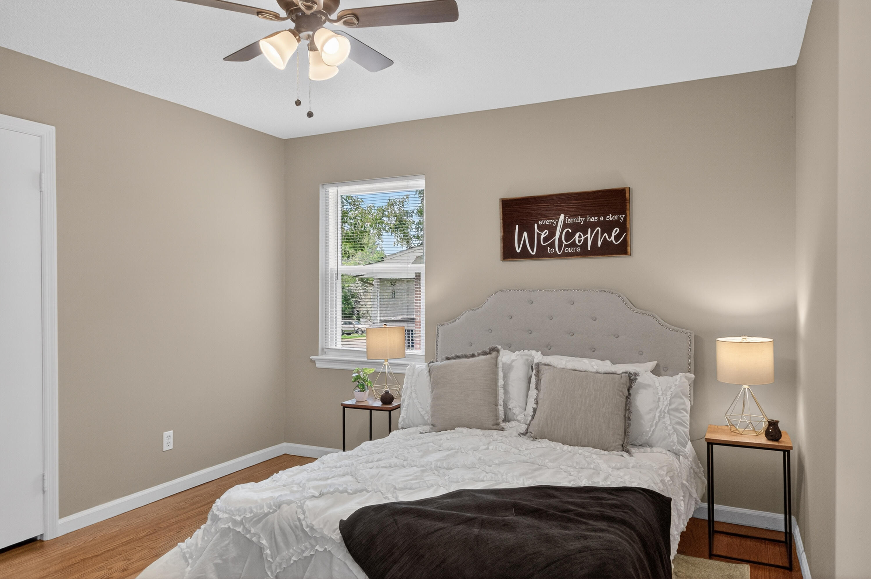 1537394 Property Photo 26