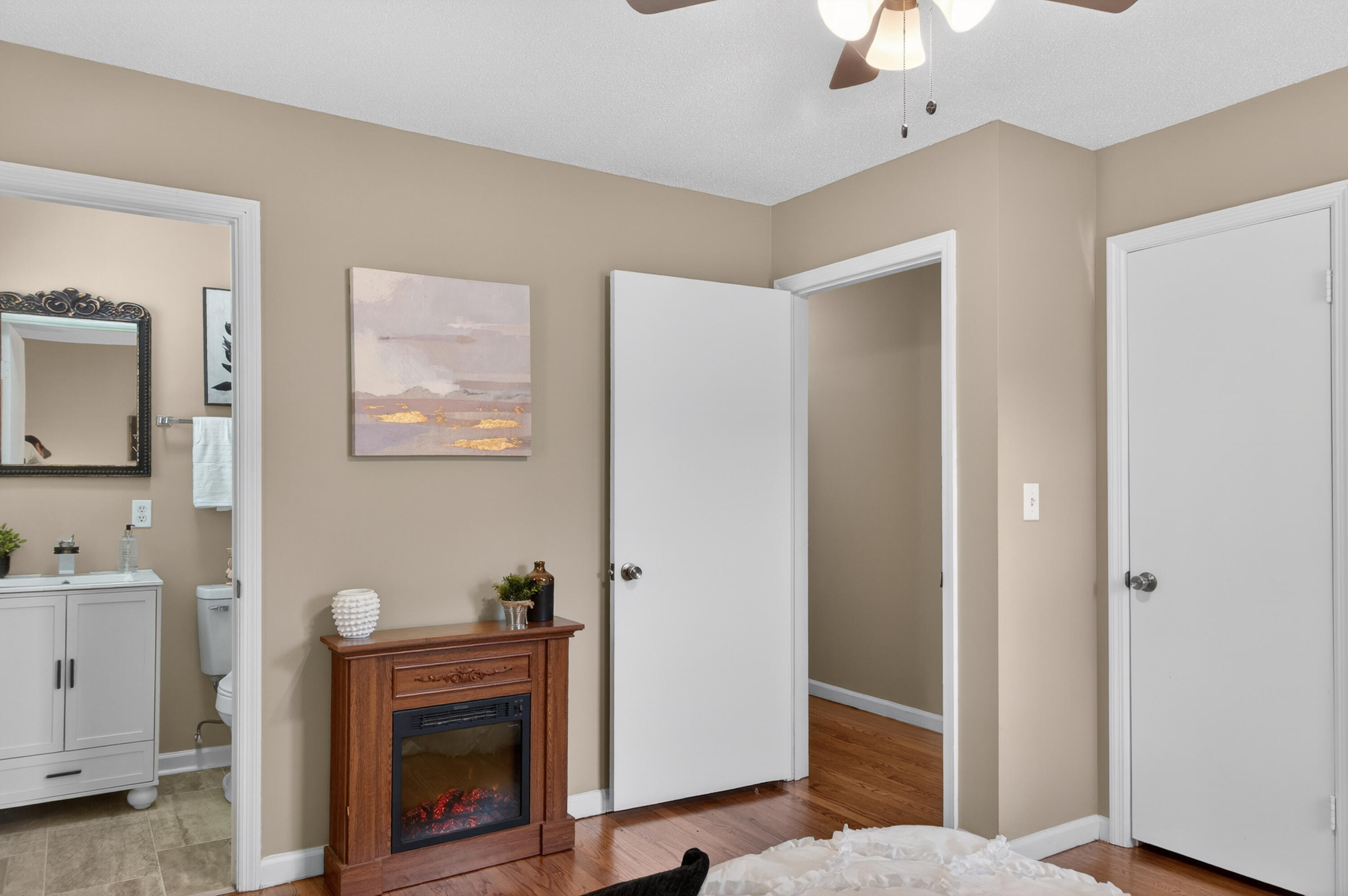 1537394 Property Photo 27