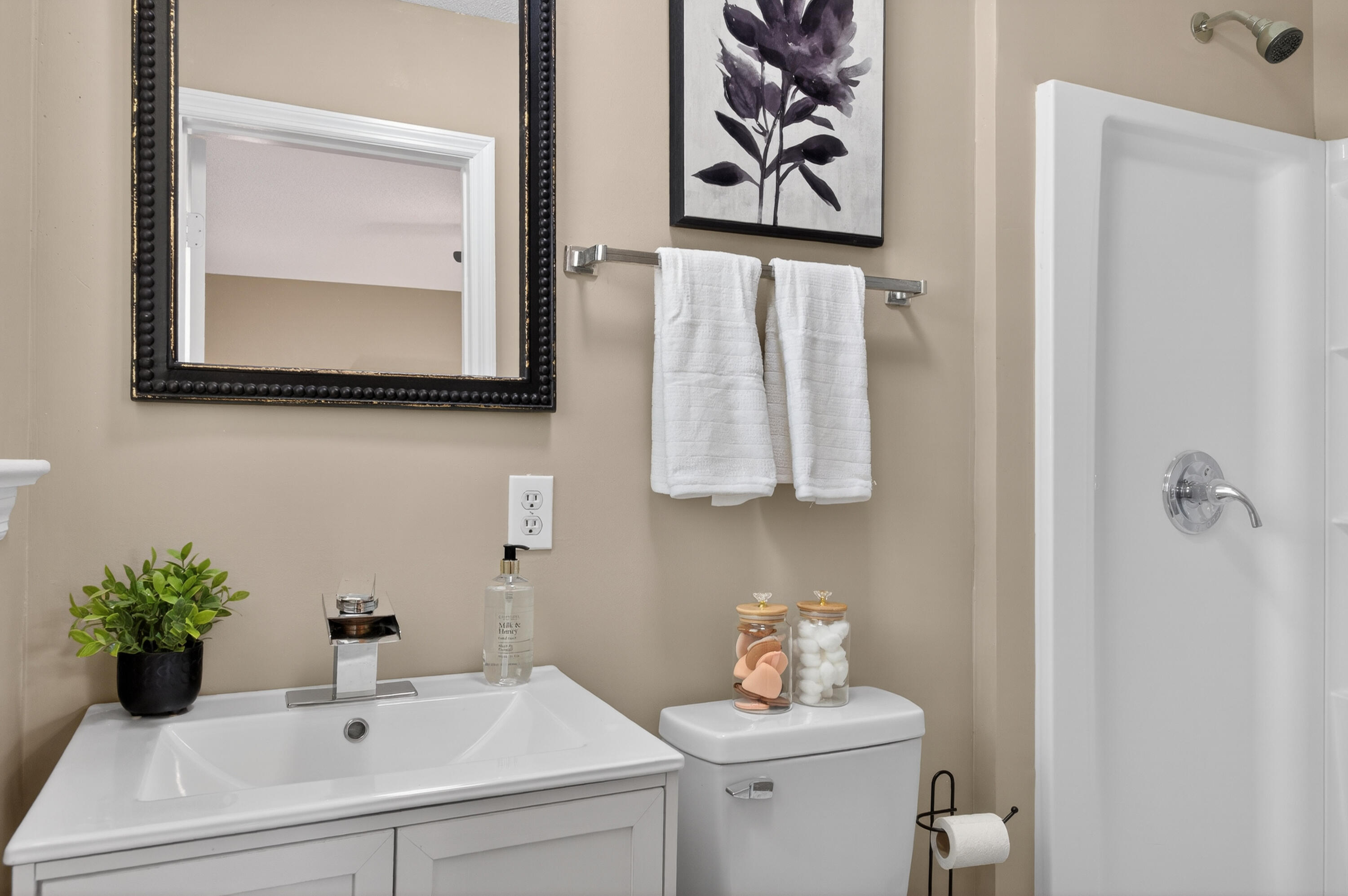1537394 Property Photo 28