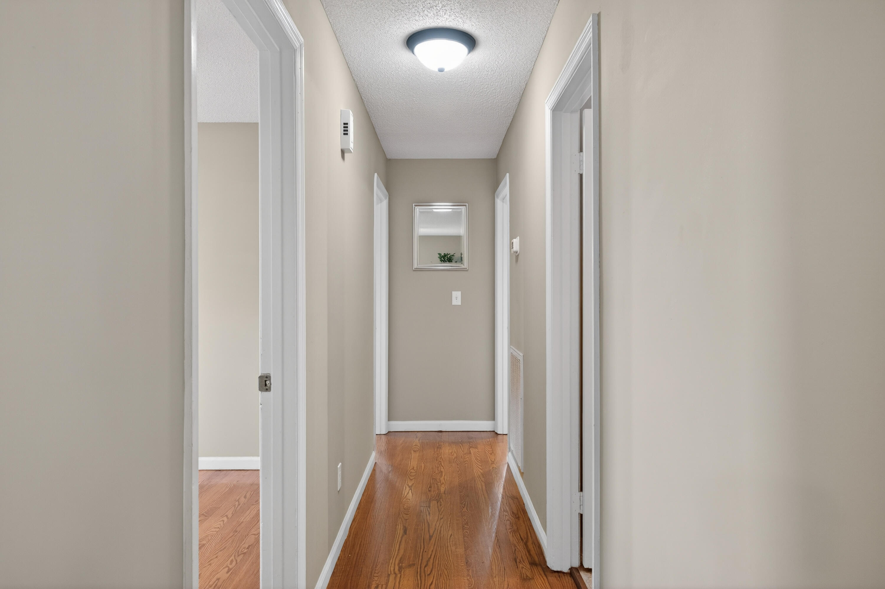 1537394 Property Photo 31