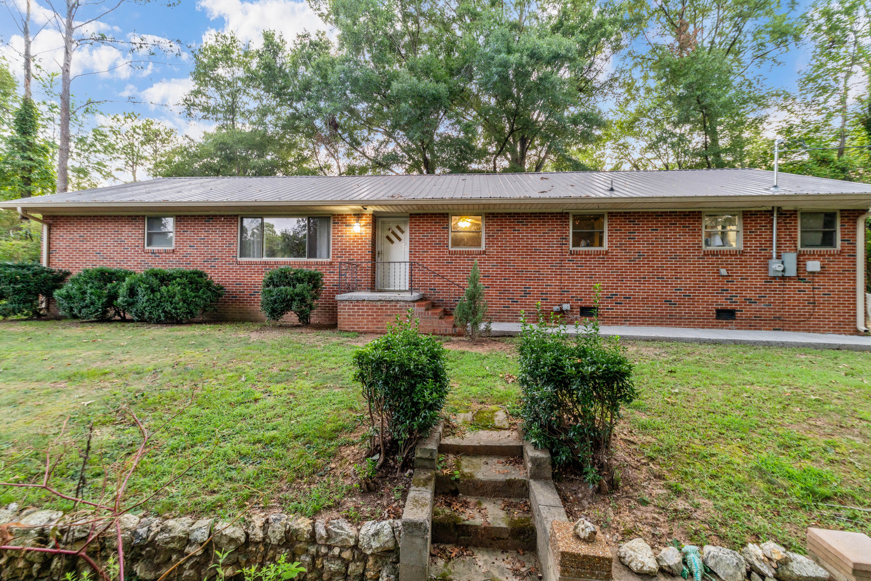 310 Curtis Road Property Photo 1