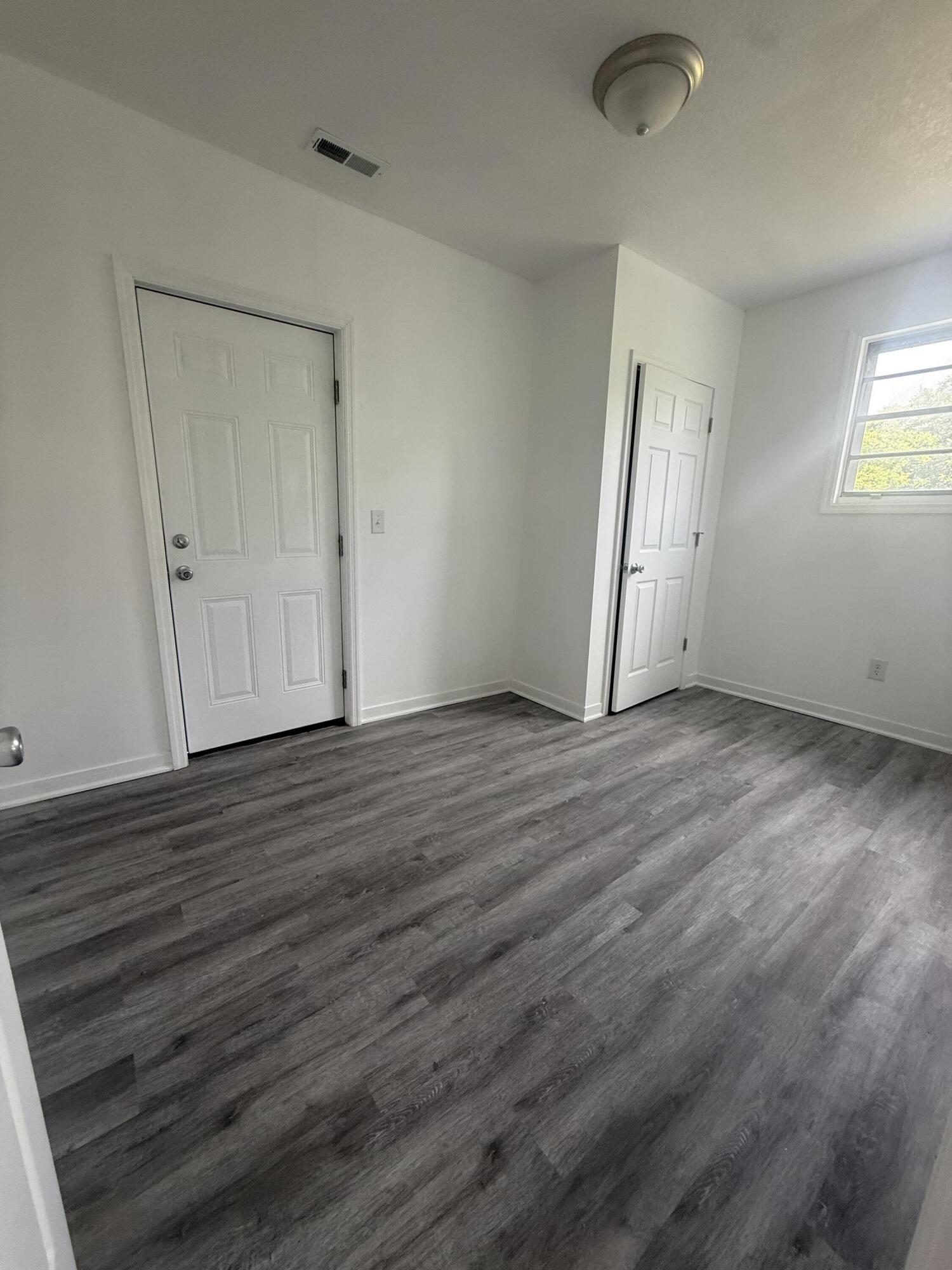 617 Ehrich Avenue Property Photo 13