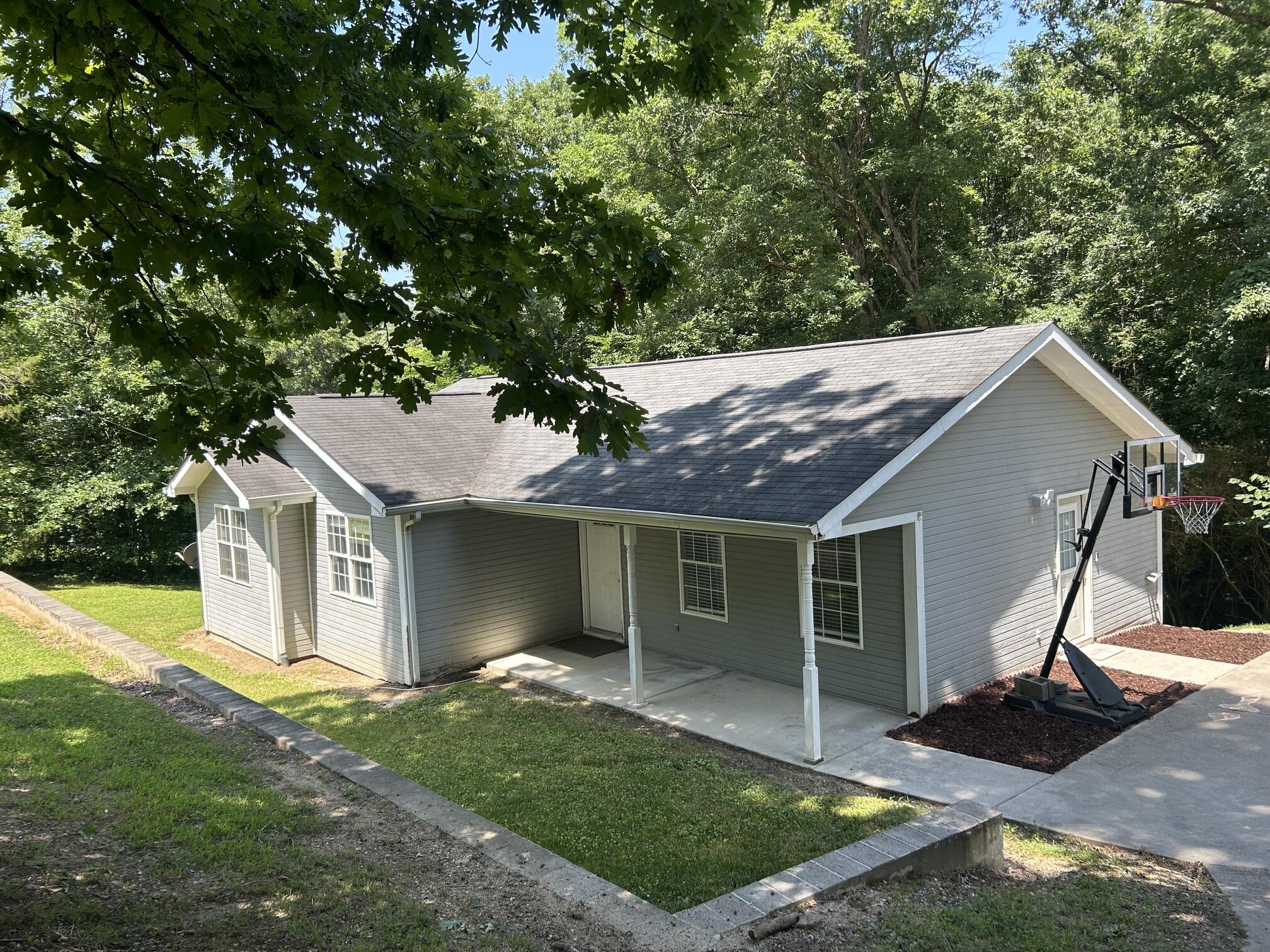 386 Highland Drive Property Photo 1