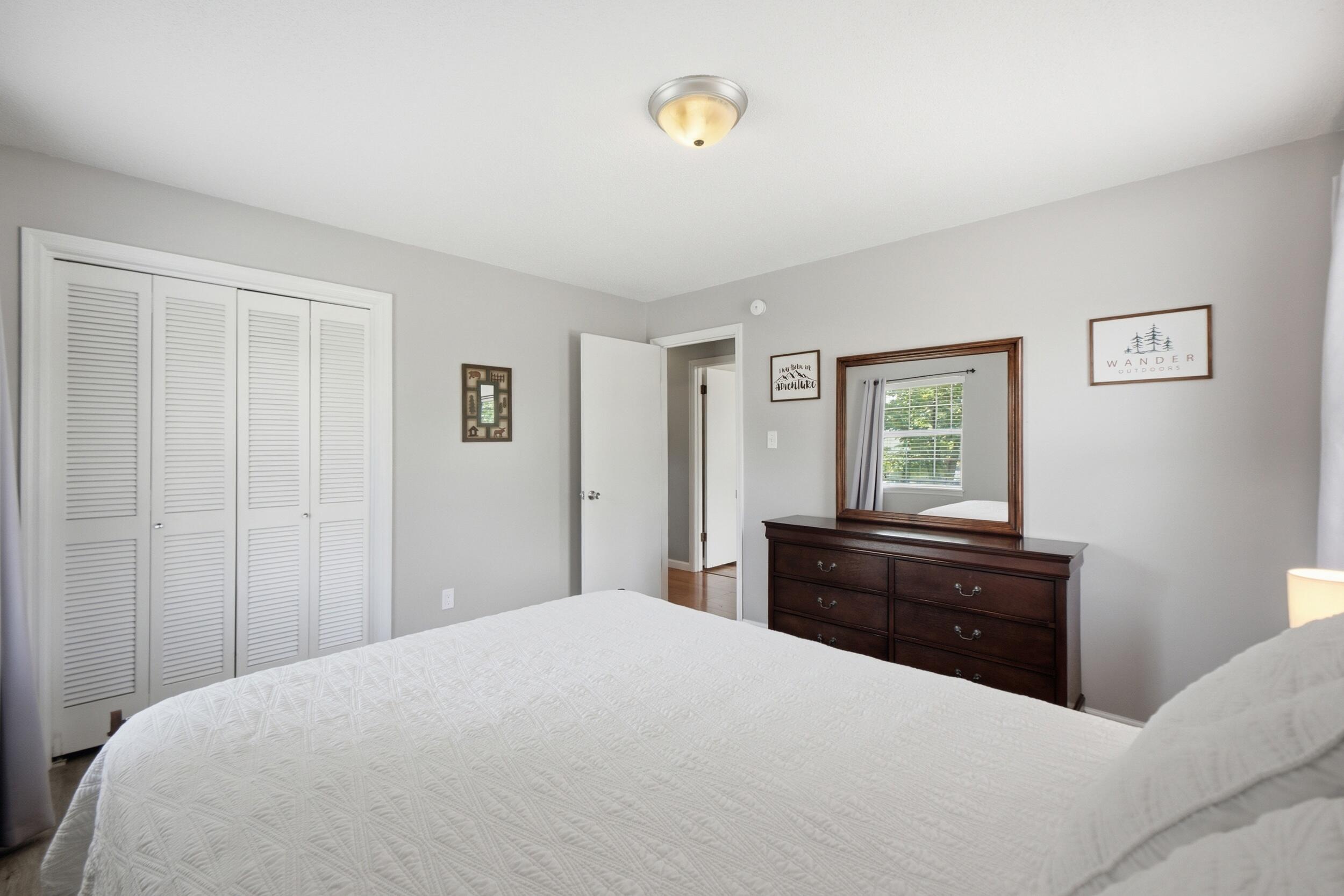 215 Mapleton Drive Nw Property Photo 17