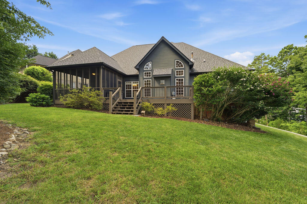 7 Windsor Lane Property Photo 2