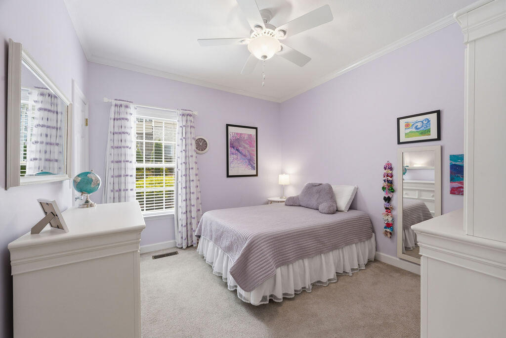 7 Windsor Lane Property Photo 22