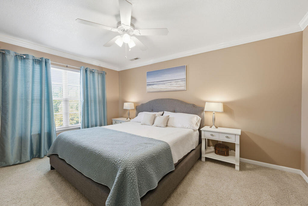 7 Windsor Lane Property Photo 29
