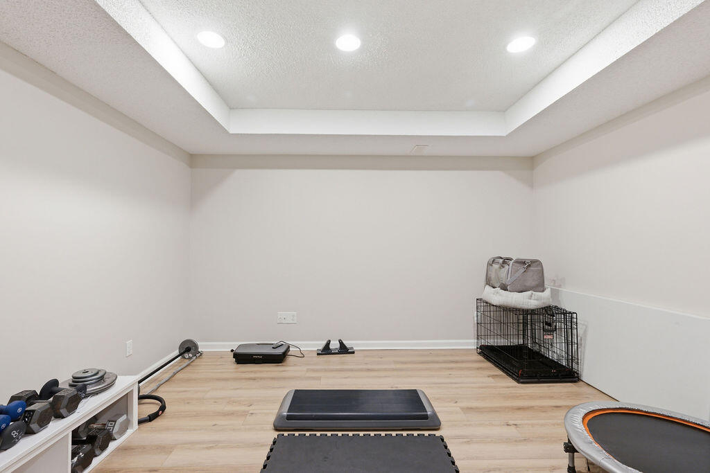 7 Windsor Lane Property Photo 42