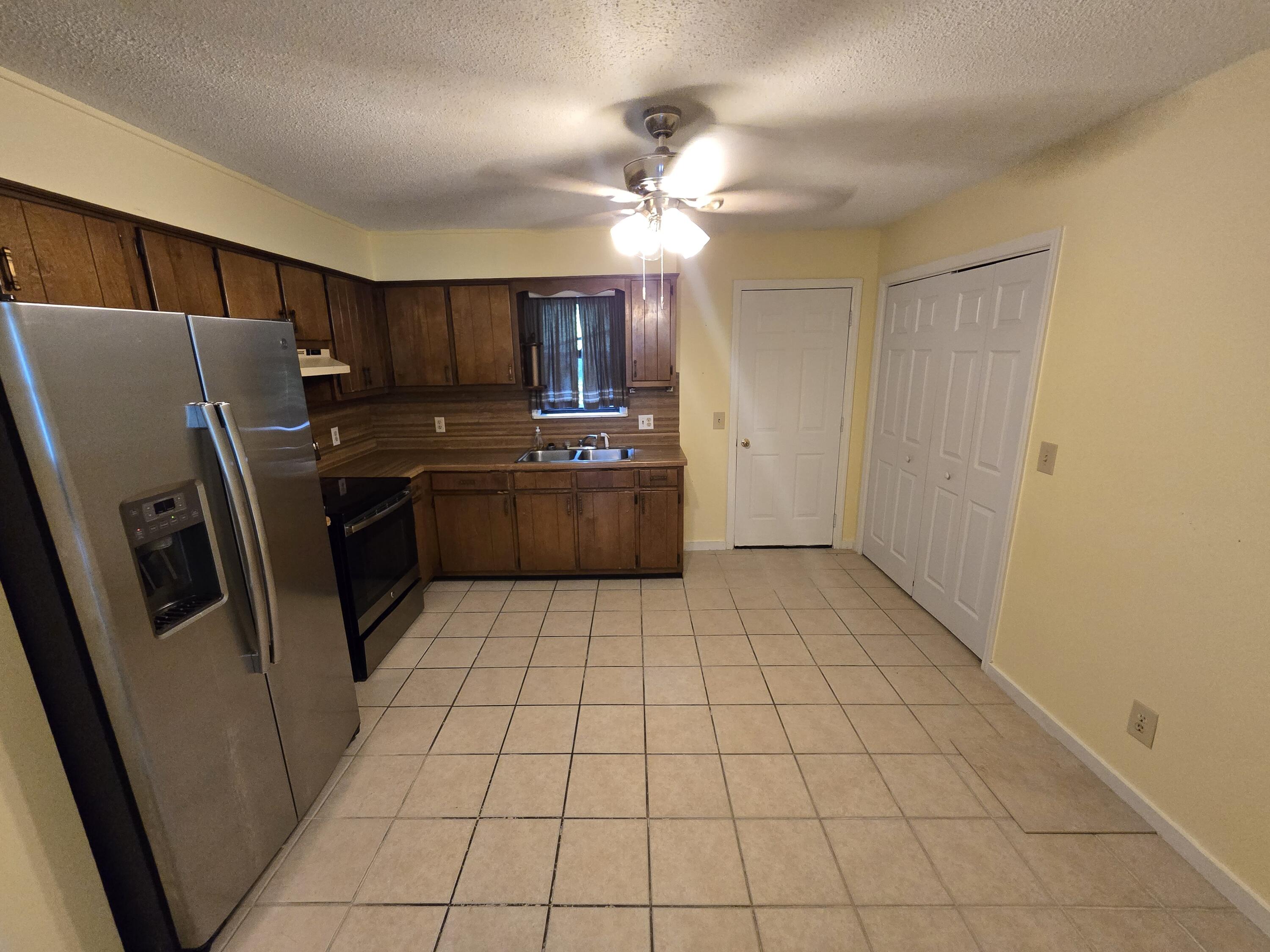 1020 Dude Street Property Photo 1