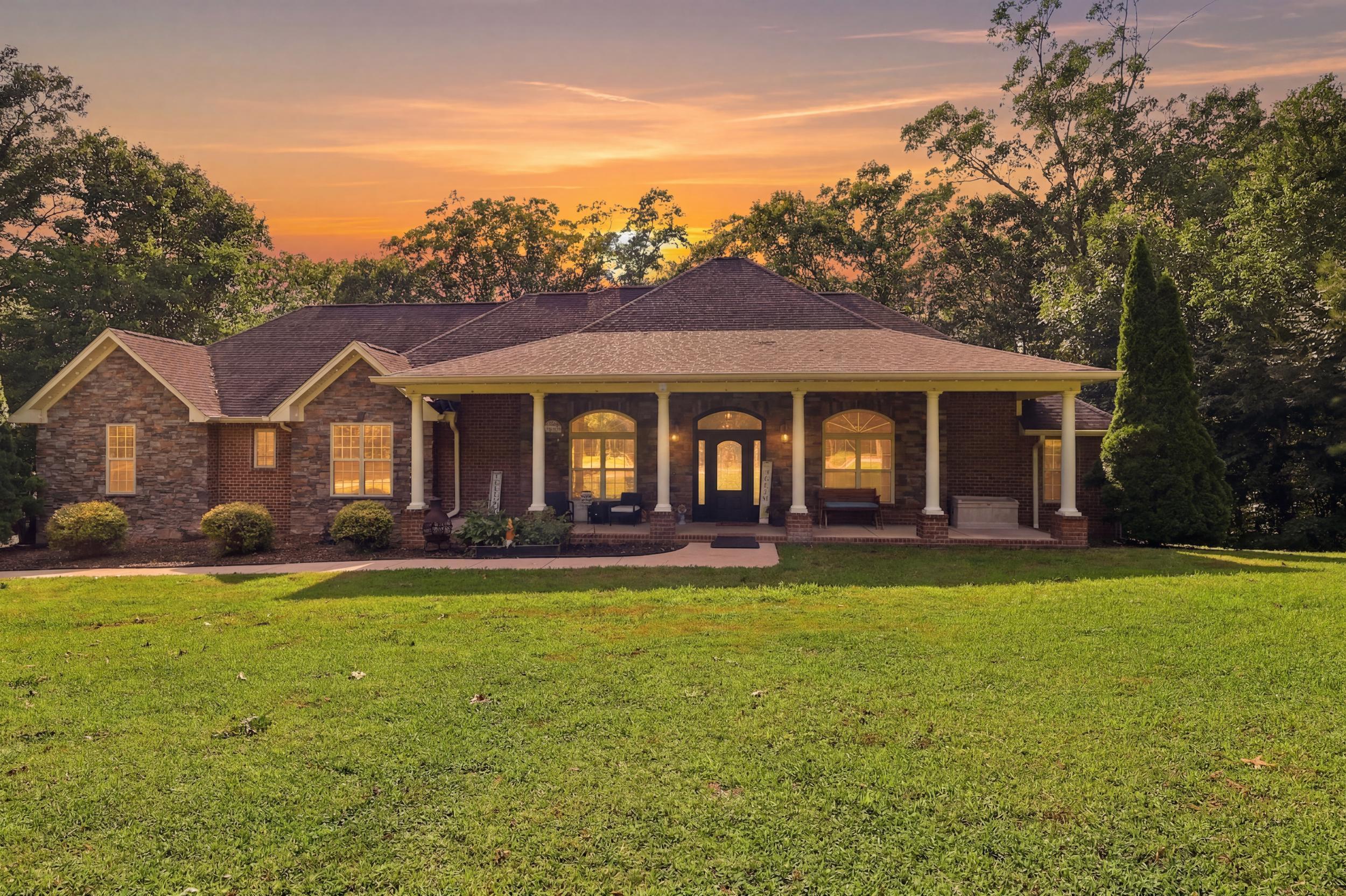 7311 Creek Ridge Drive Property Photo 1
