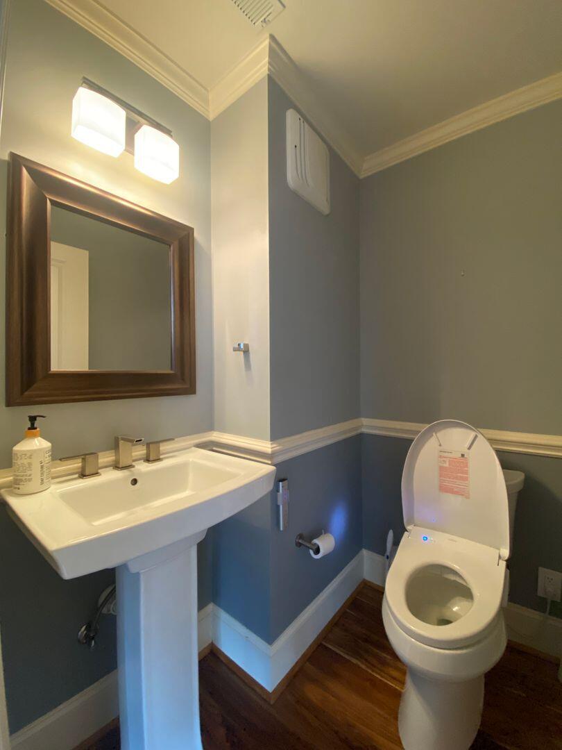 105 E 03rd Street Property Photo 16