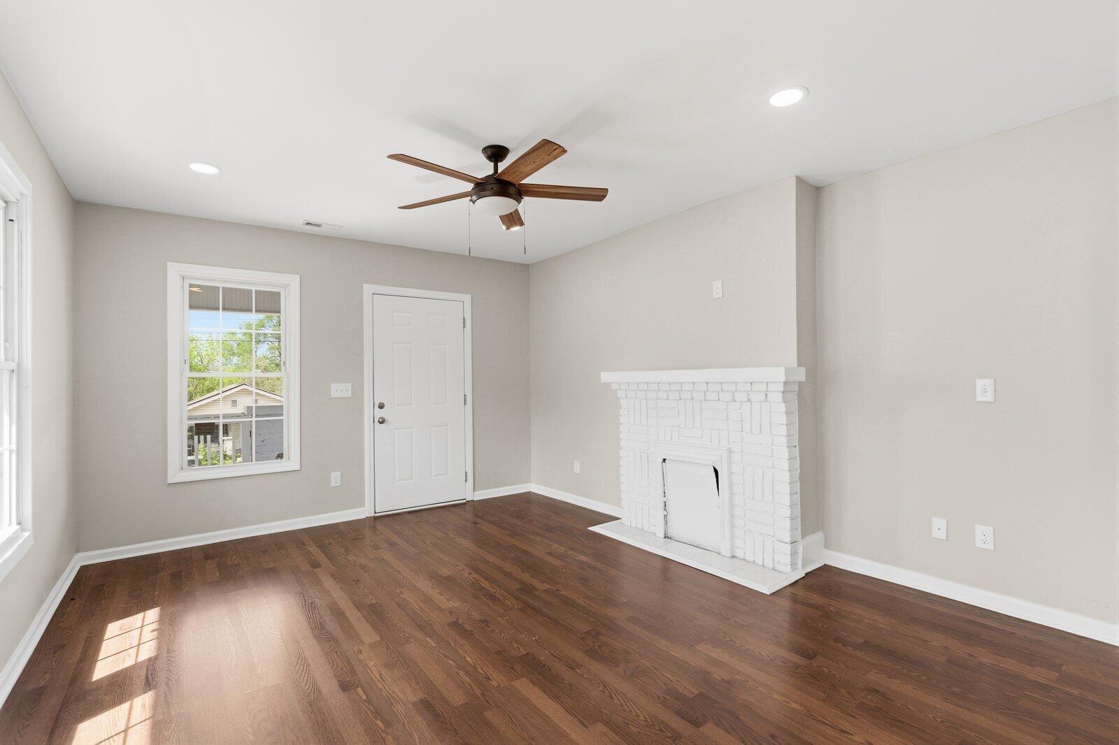 3404 Dodson Avenue Property Photo 2