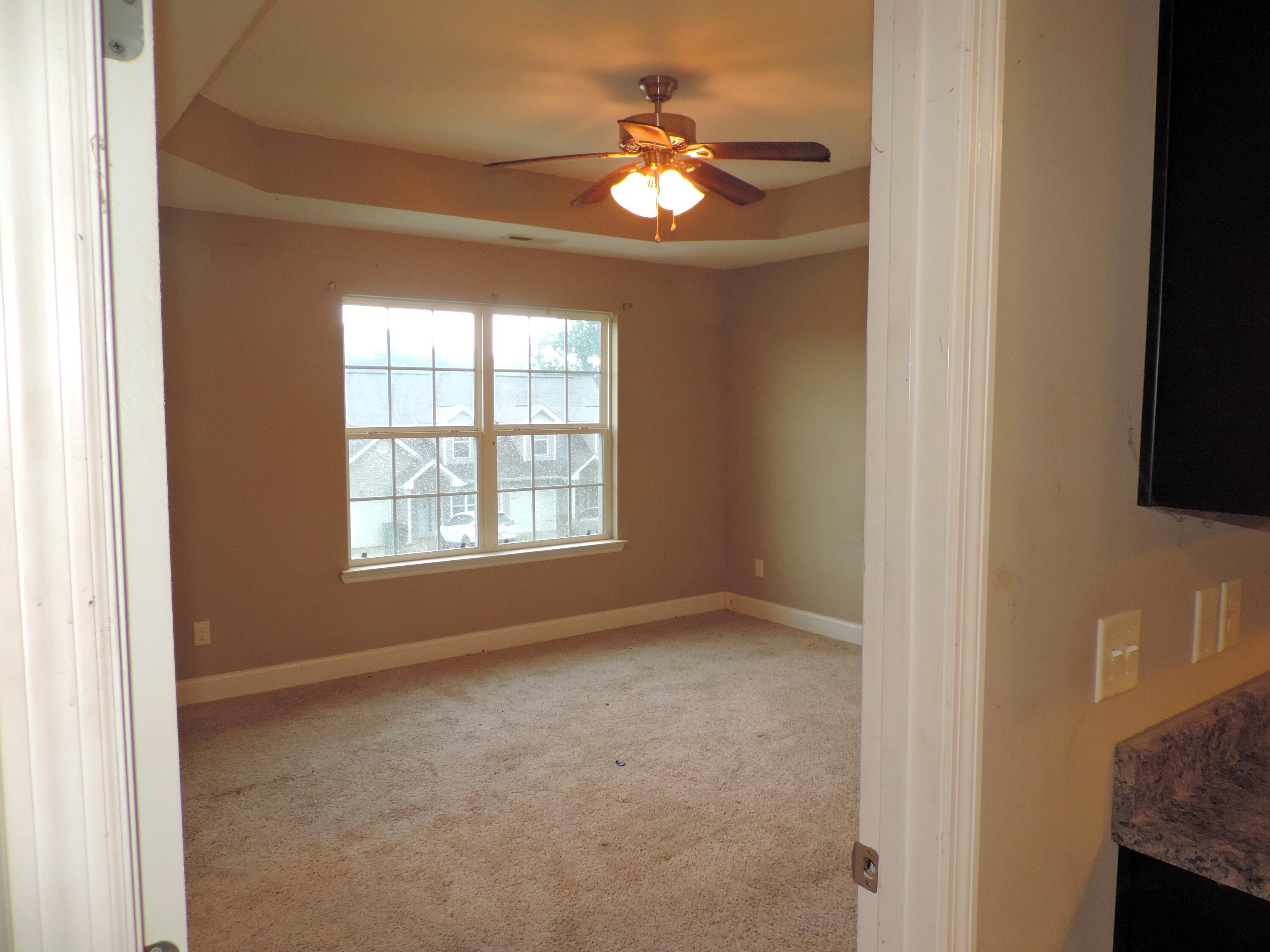 2057 Short Leaf Lane Property Photo 7