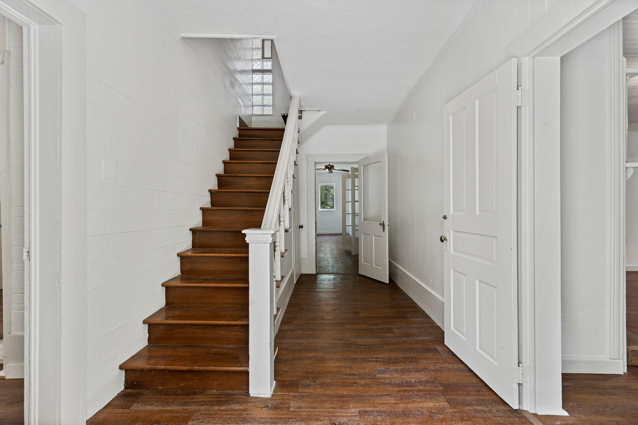200 Memory Lane Property Photo 8