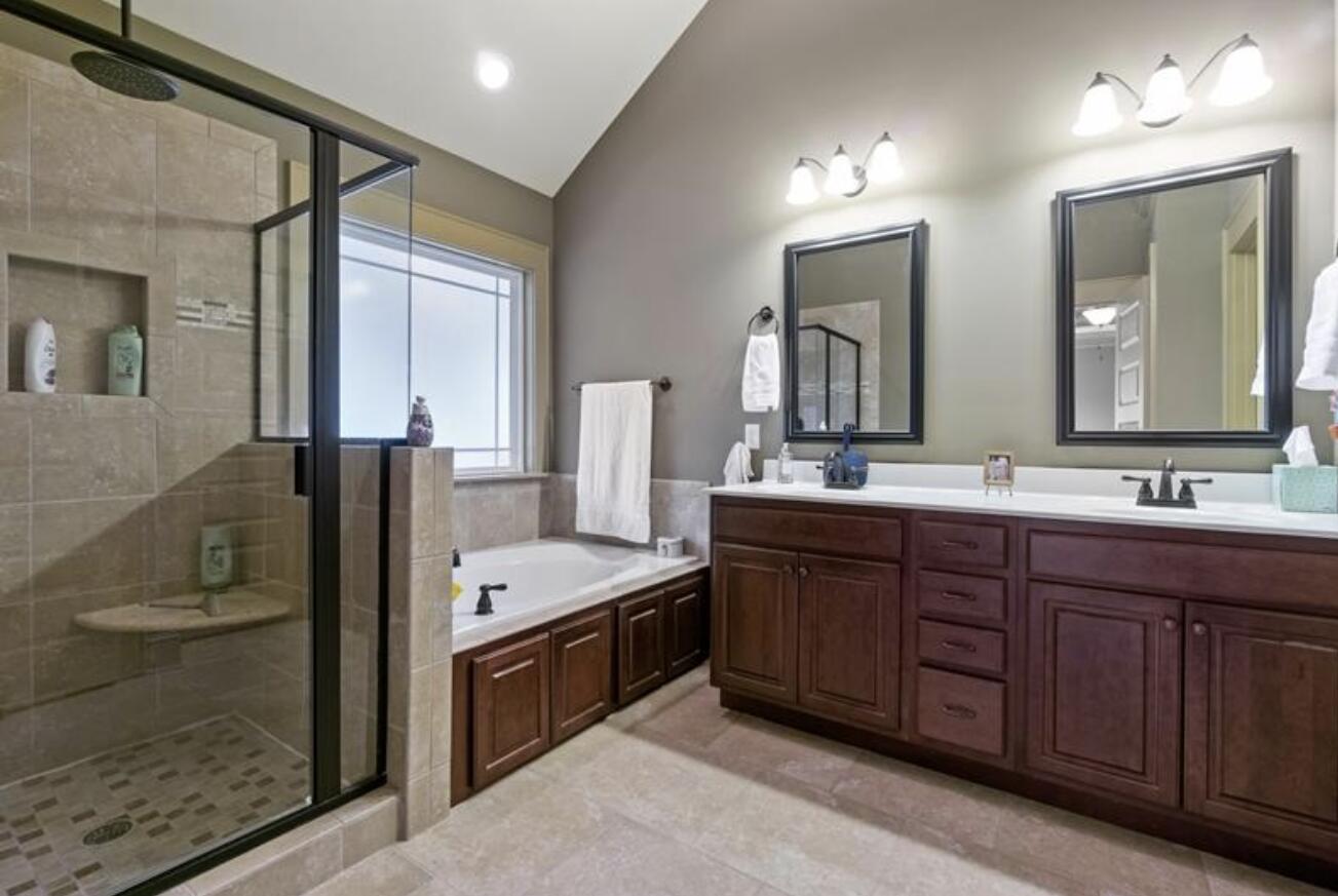 6236 Micasa Lane Property Photo 3