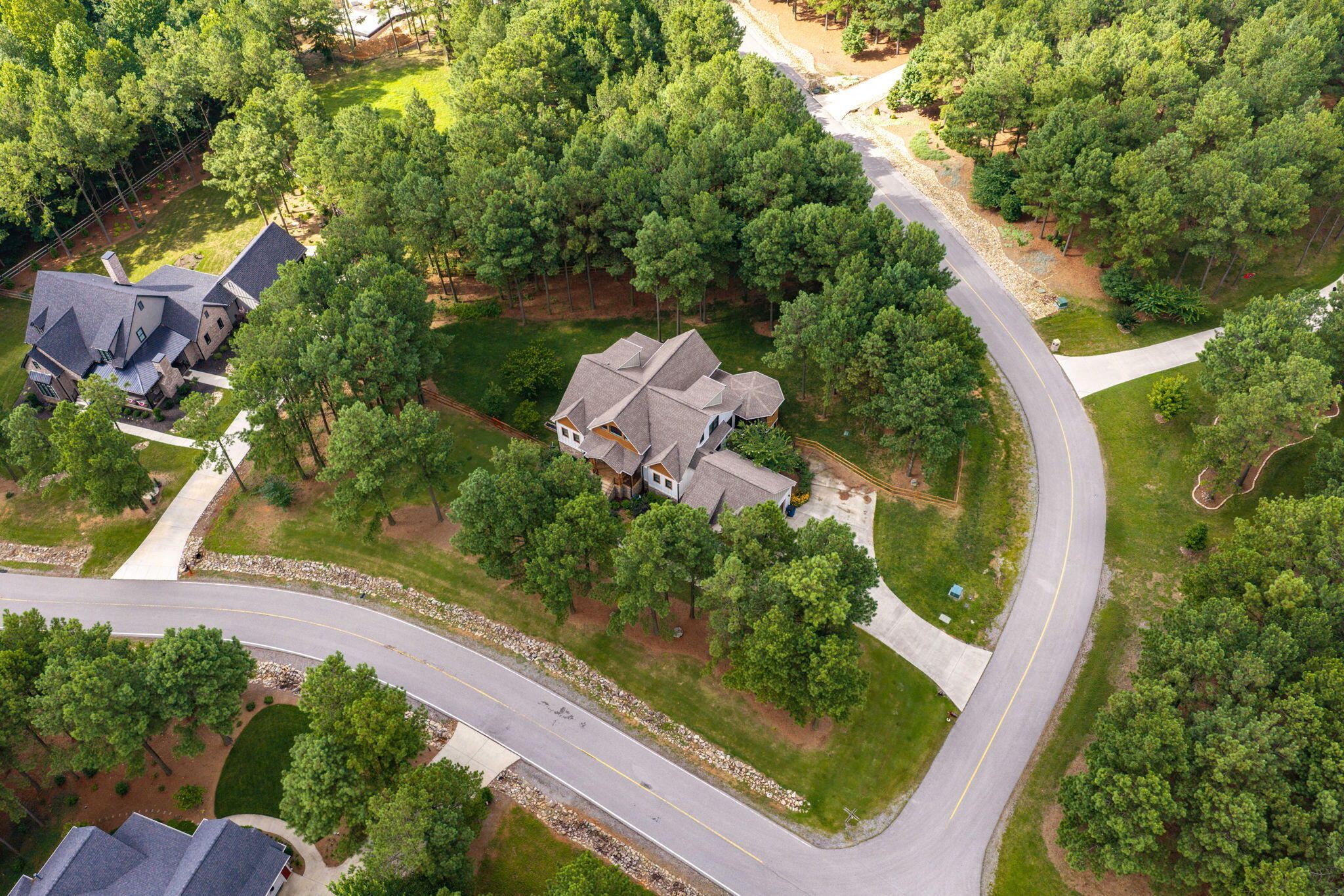 365 Lookout View Drive Property Photo 6