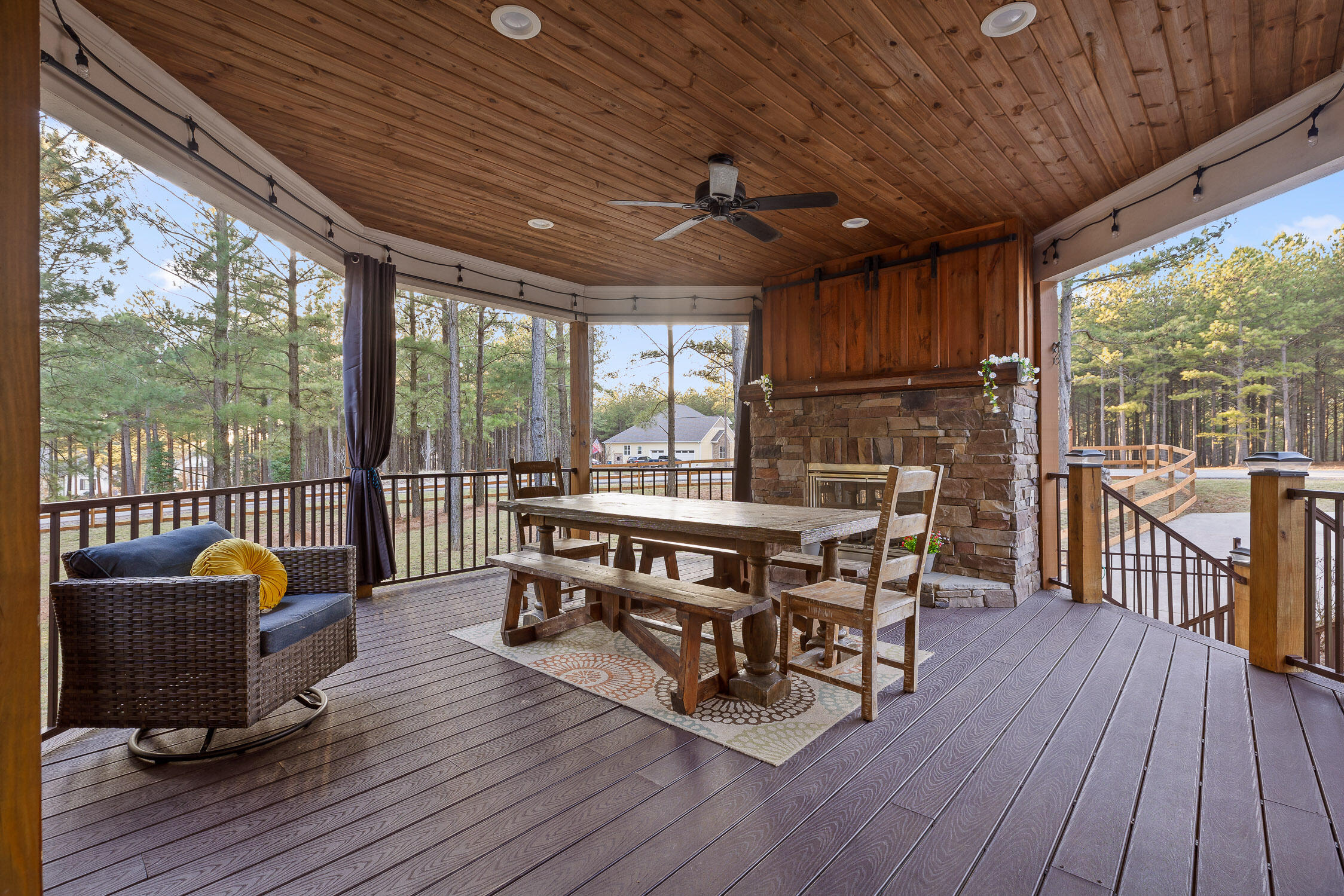 365 Lookout View Drive Property Photo 11