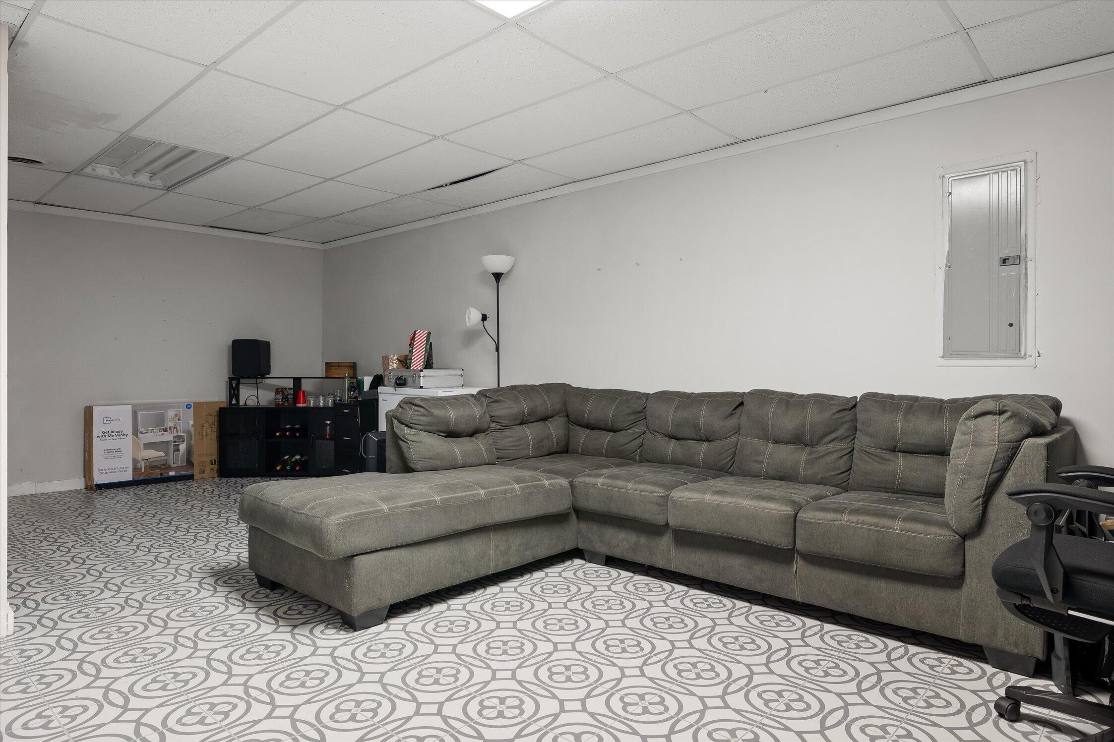 9739 Falcon Crest Drive Property Photo 31