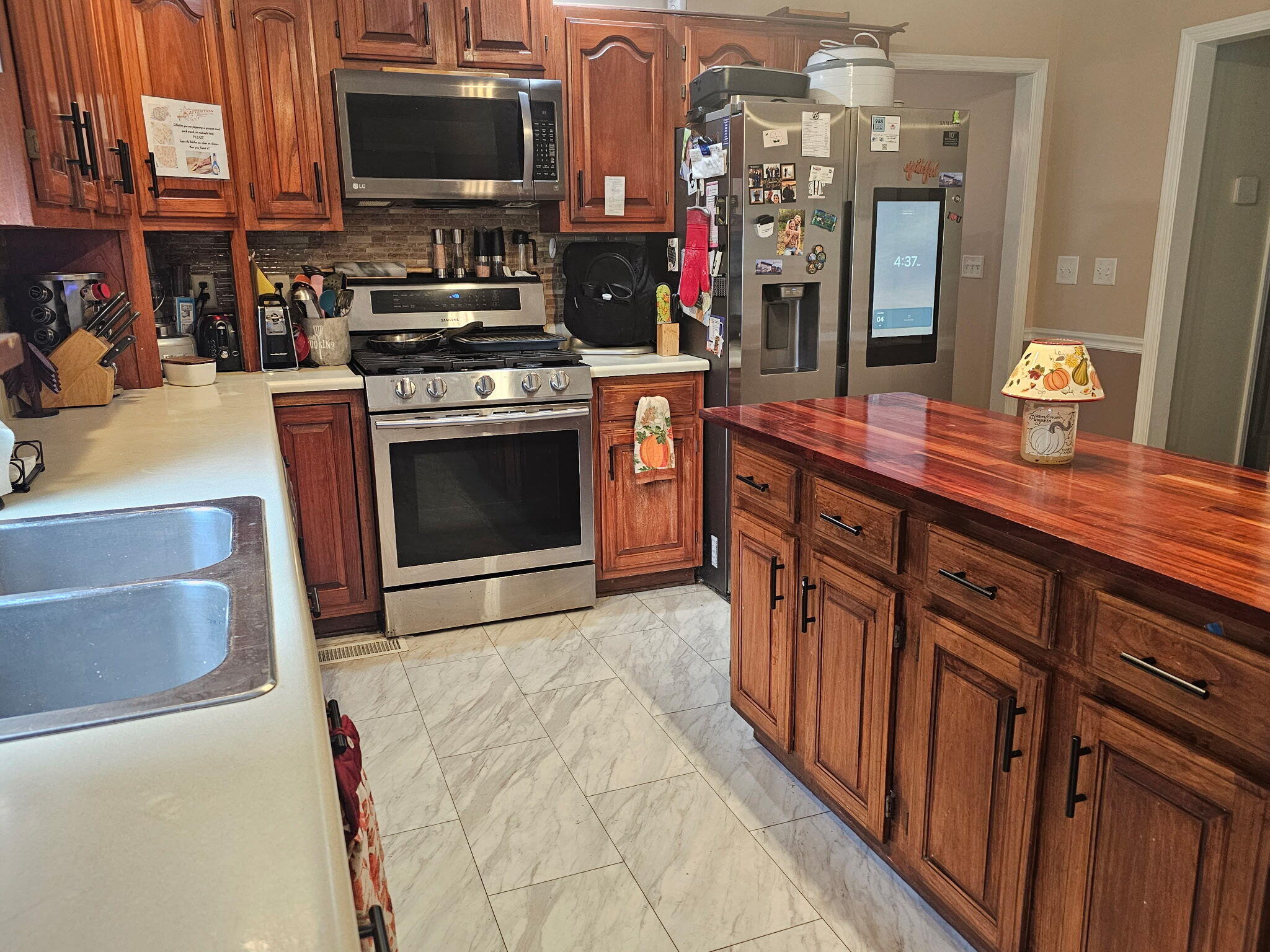 7235 Ridgestone Drive Property Photo 12