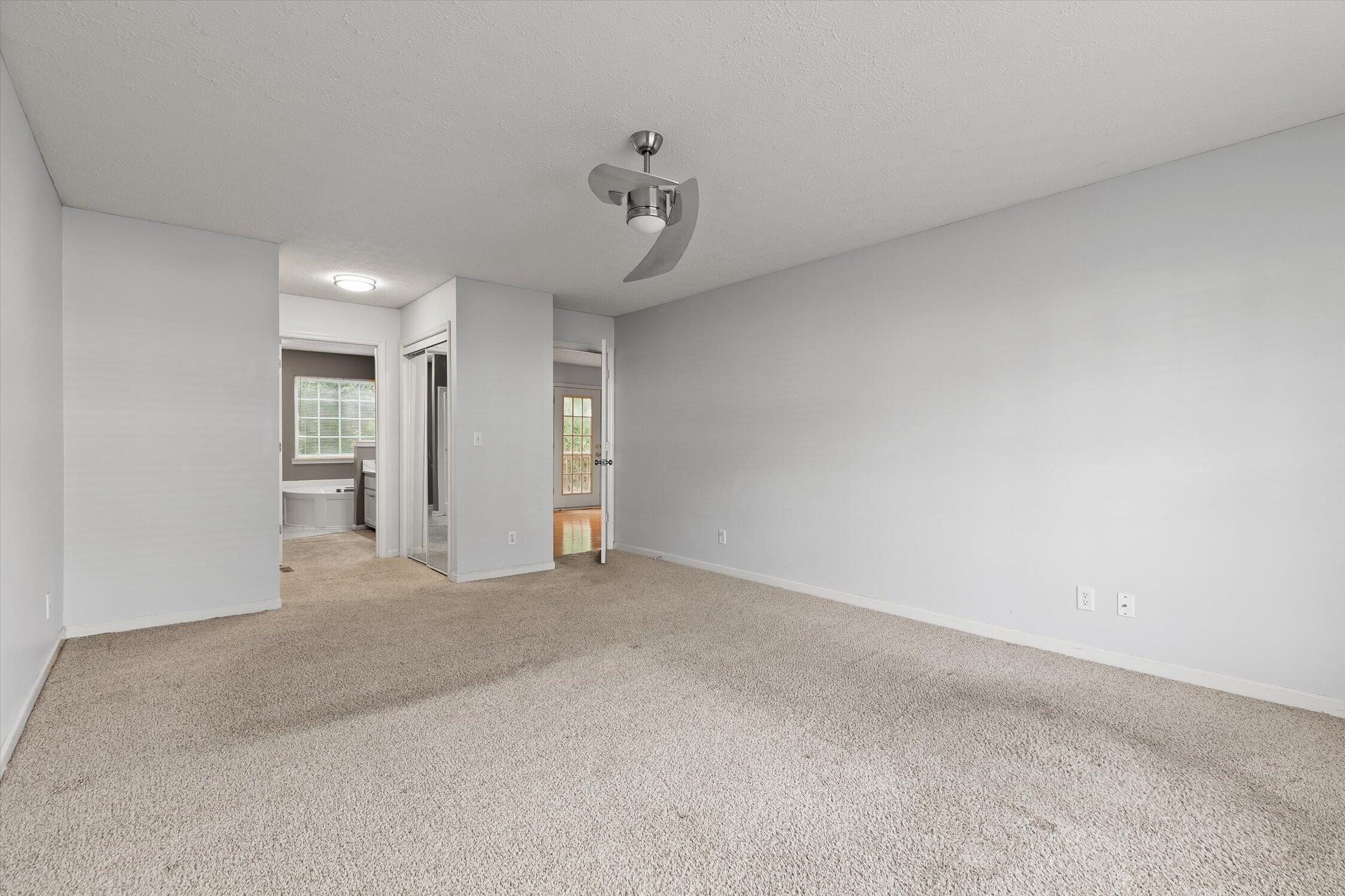 6955 Harvest Run Drive Property Photo 19