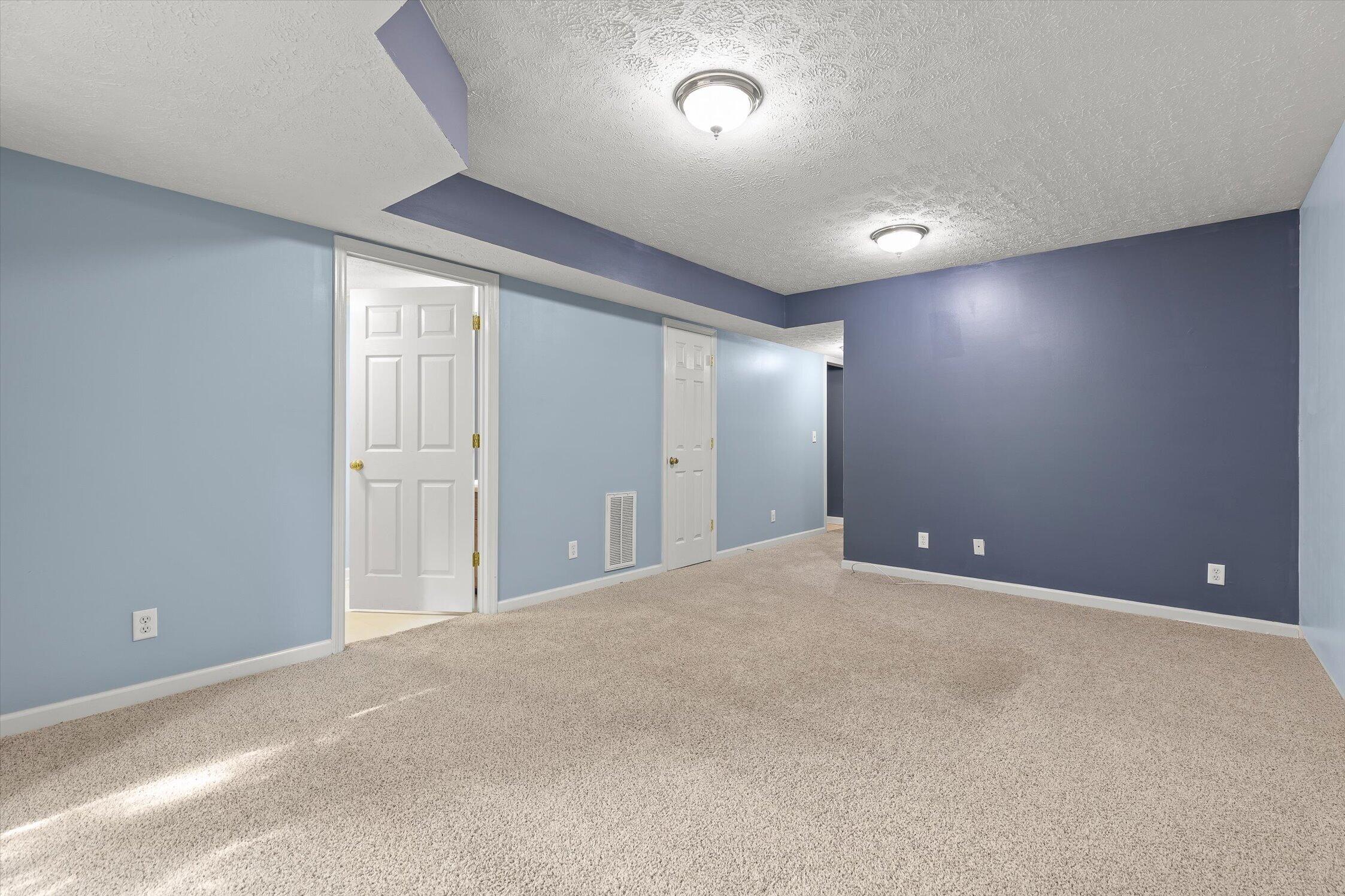 6955 Harvest Run Drive Property Photo 31