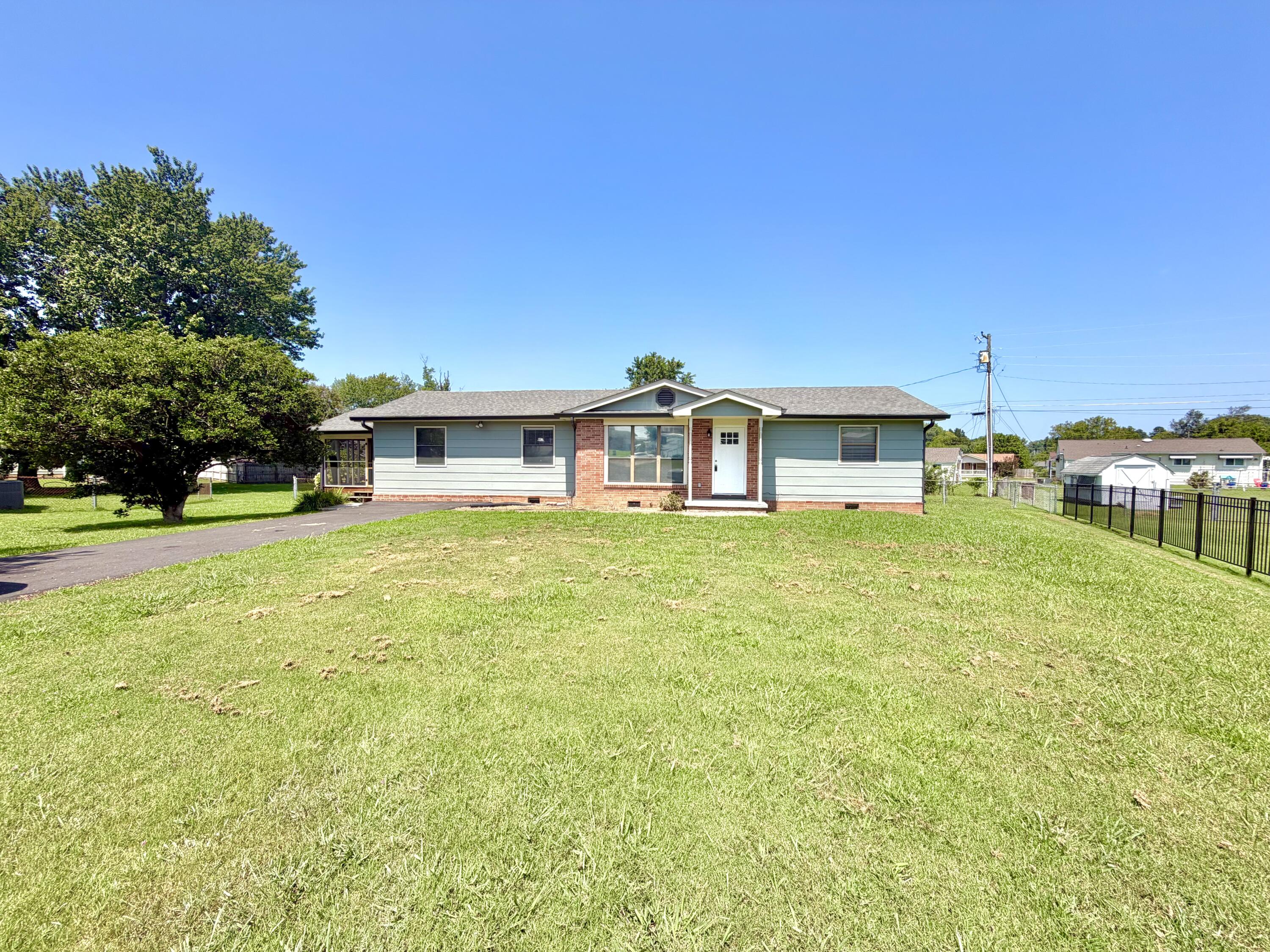 41 Rosemart Circle Property Photo 3