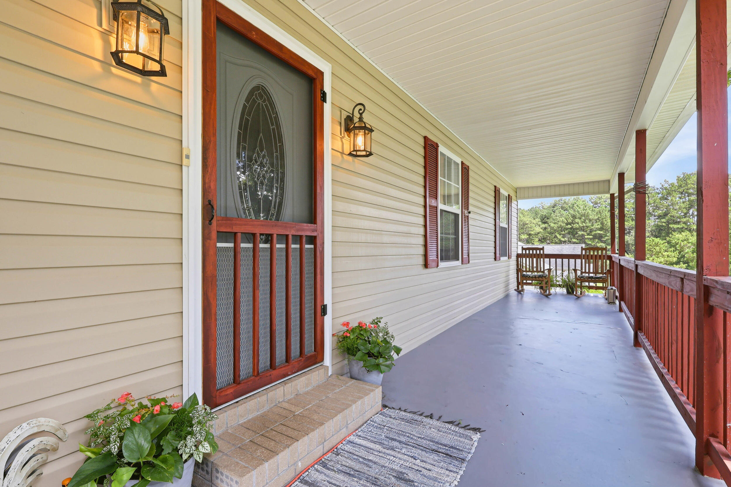 160 Pine Ridge Drive Property Photo 4