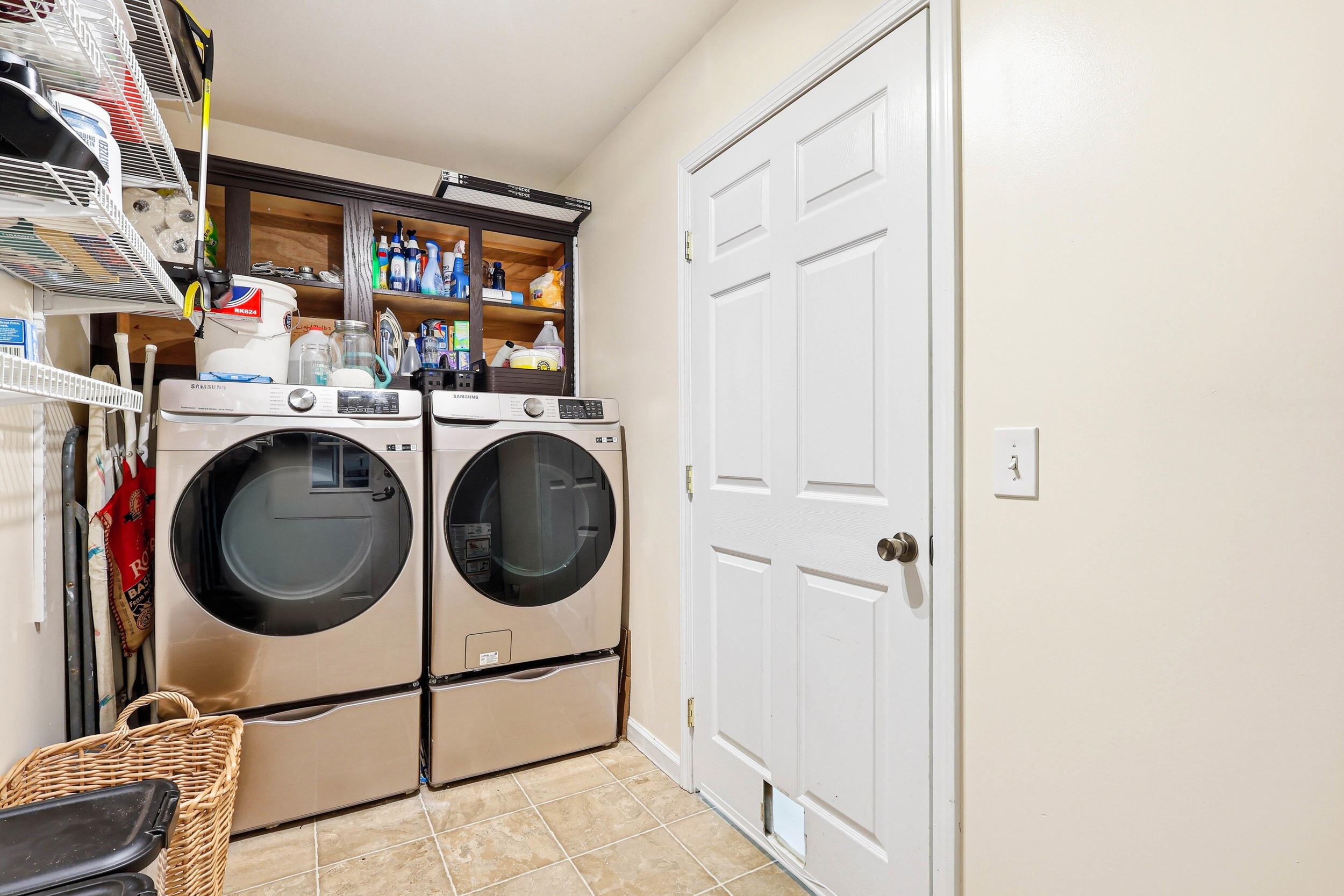 160 Pine Ridge Drive Property Photo 8