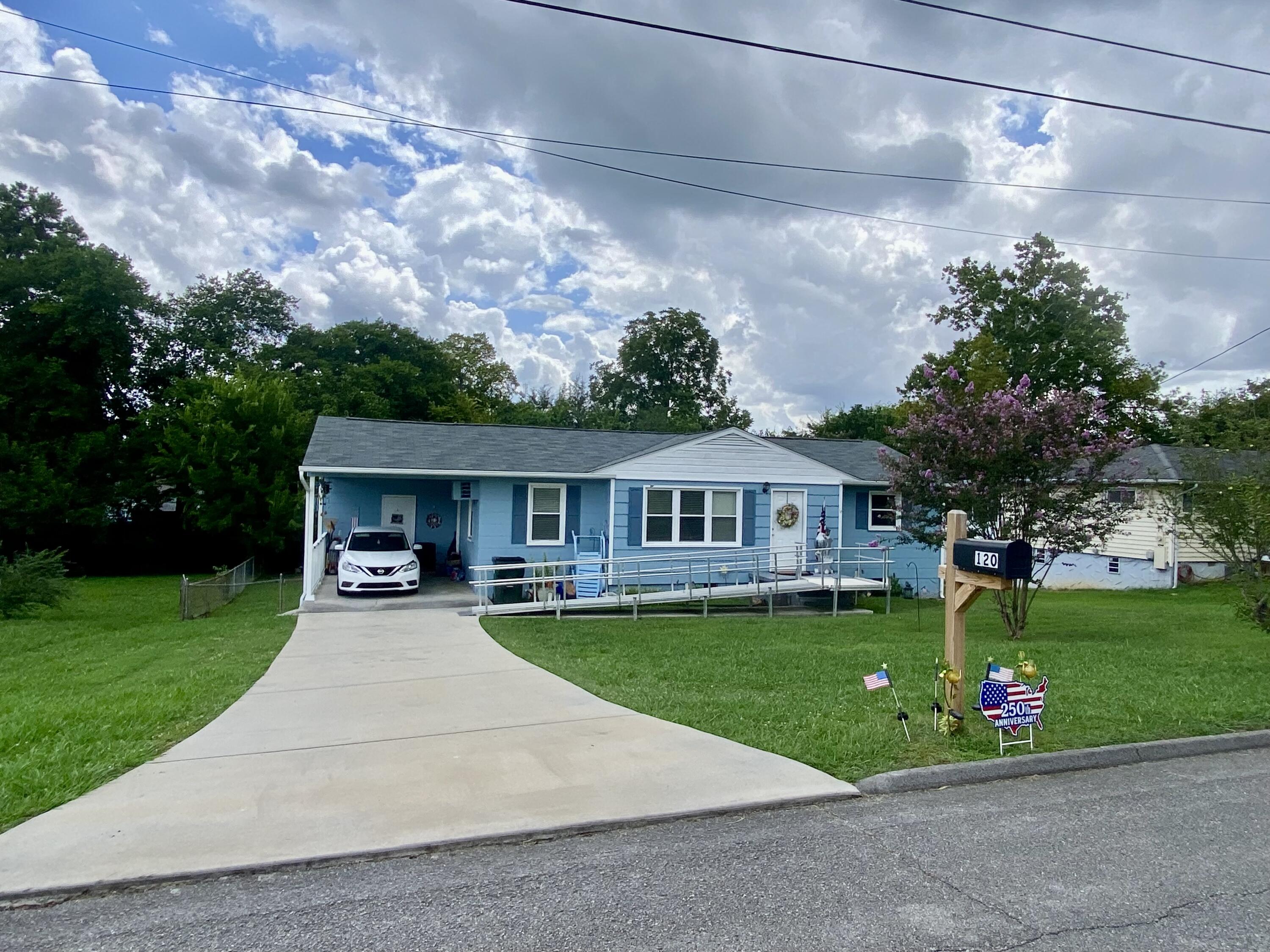 120 Howard Drive Property Photo 1