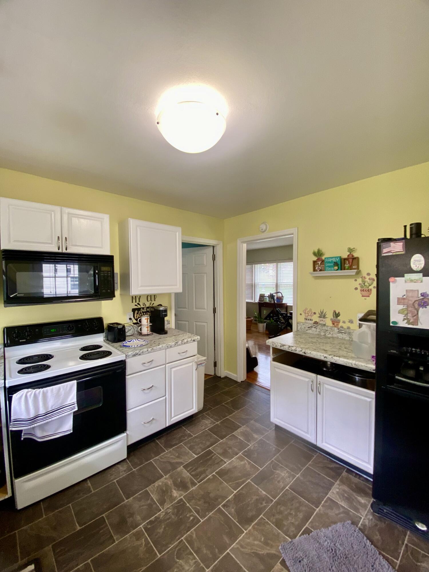 120 Howard Drive Property Photo 7