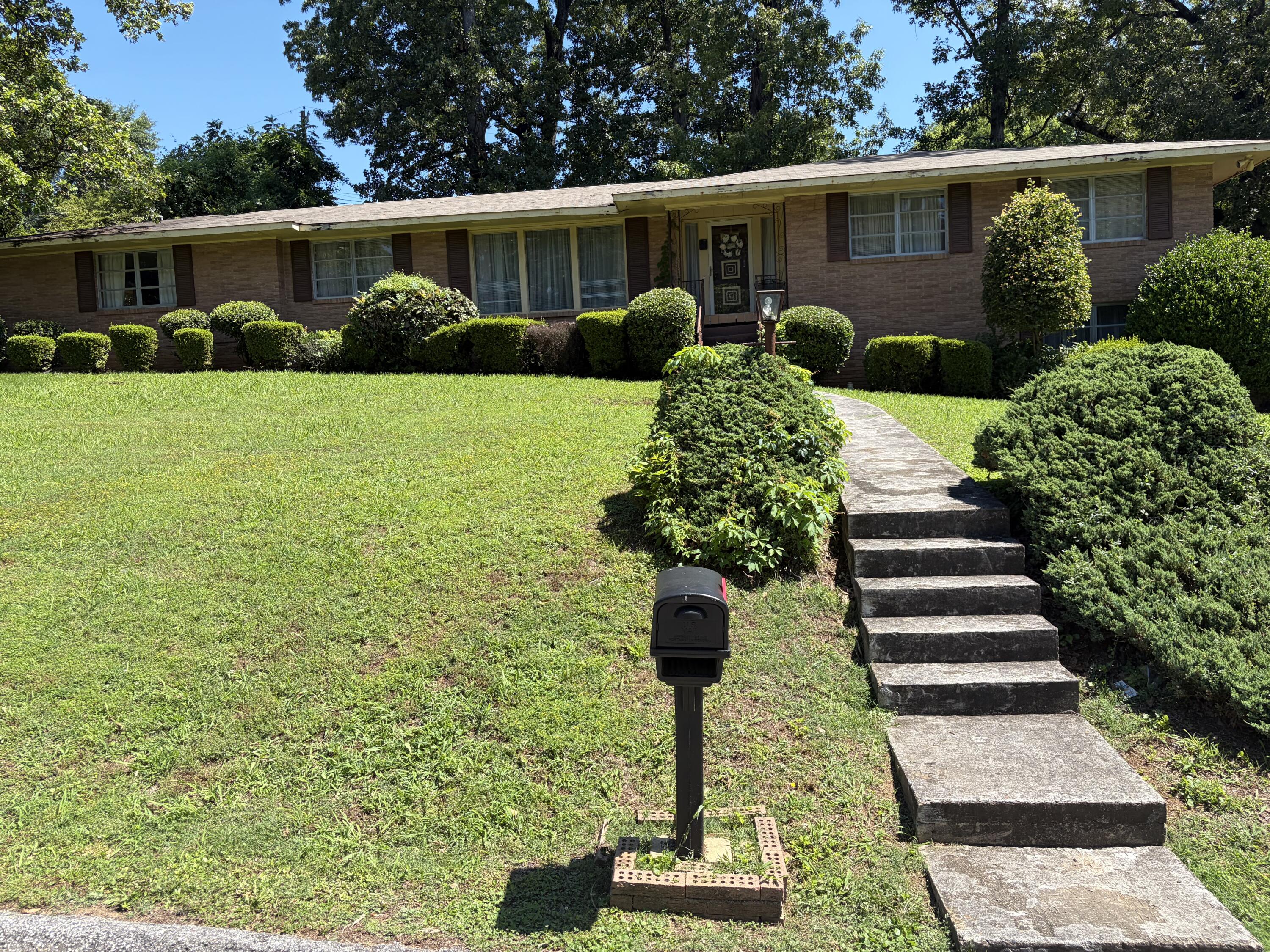 4621 Maywood Lane Property Photo 1