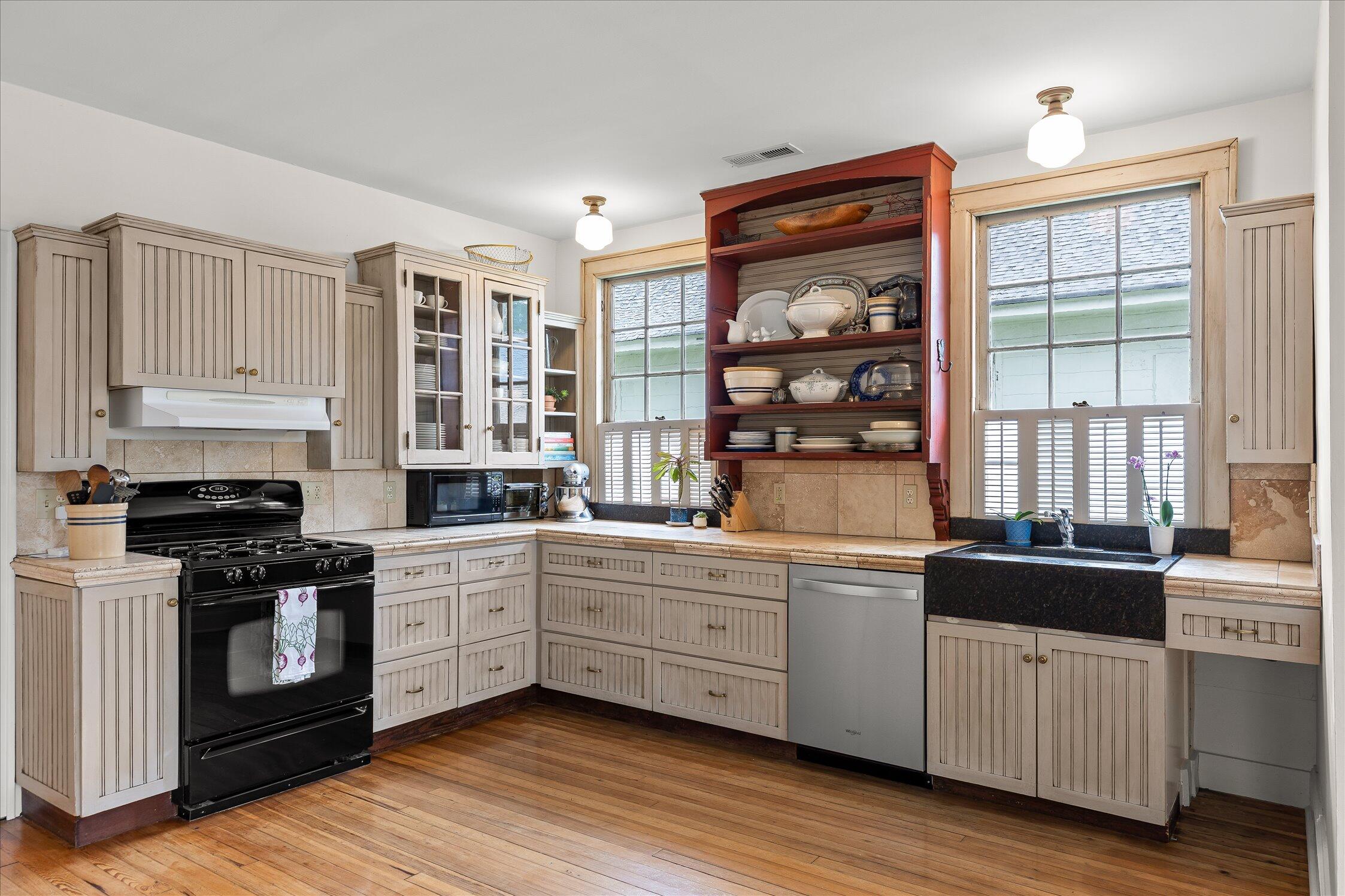 1612 Kirby Avenue Property Photo 17