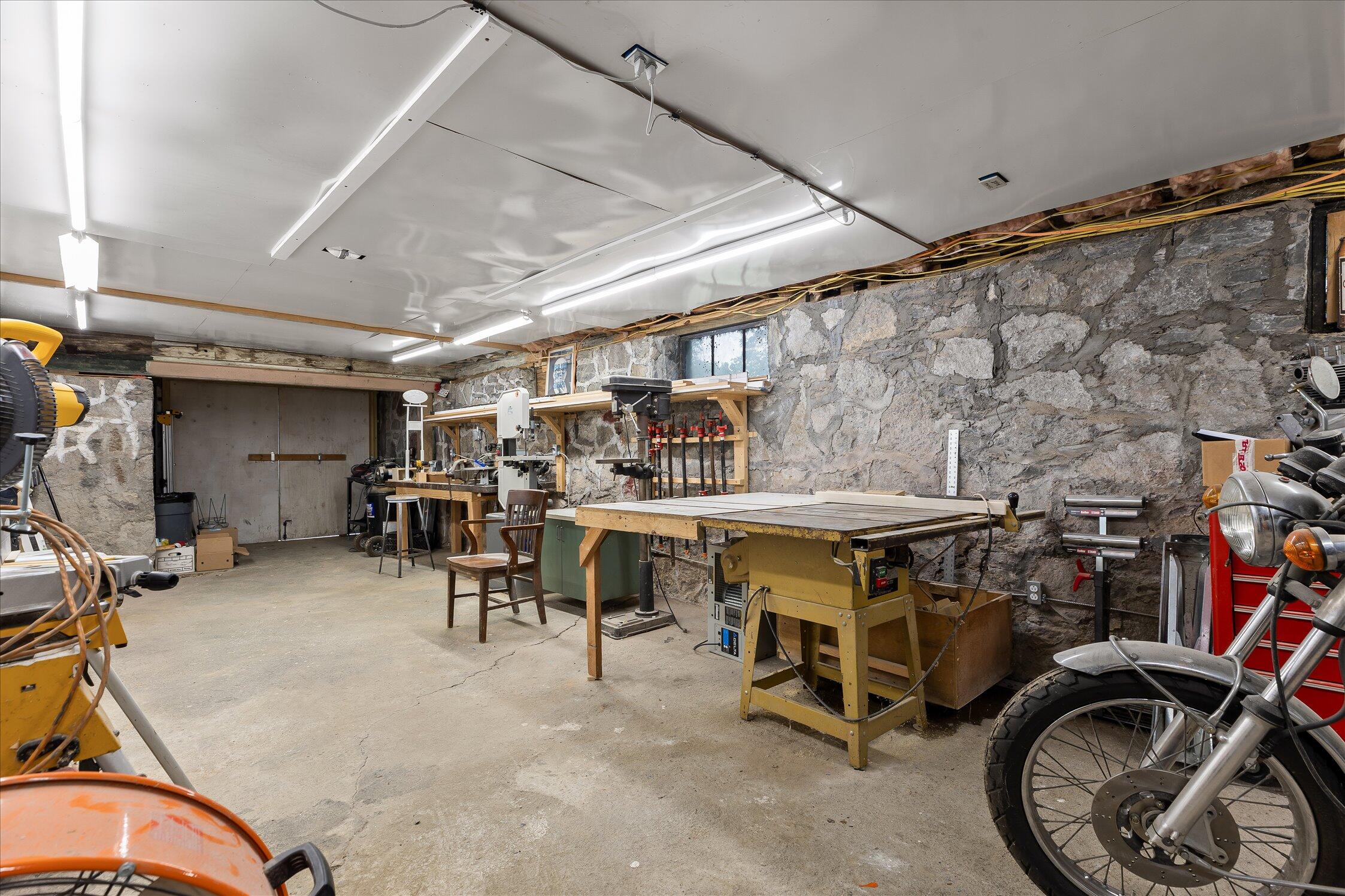 1612 Kirby Avenue Property Photo 31