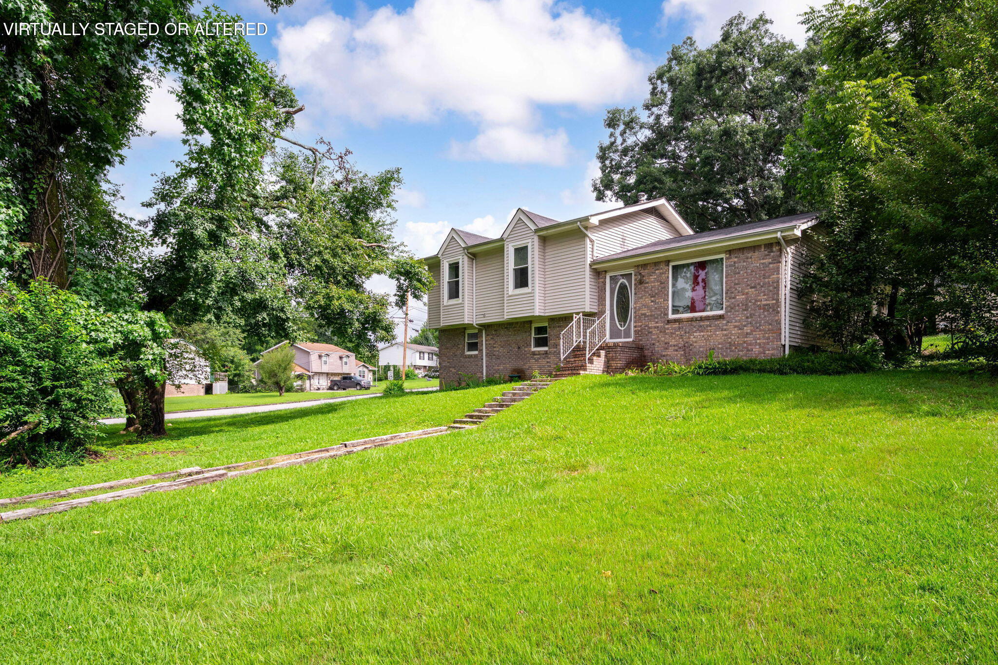 1073 Carol Jean Trail Property Photo 1
