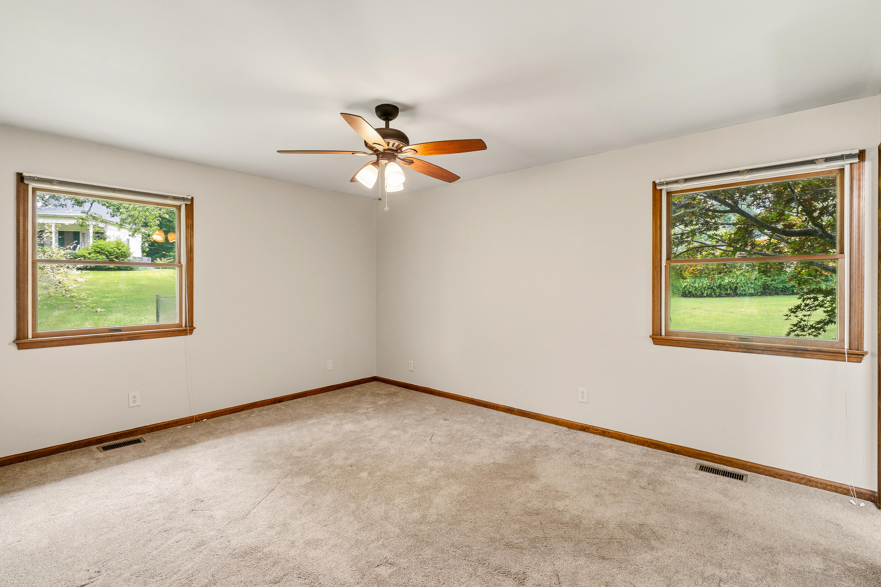 308 Pheasant Drive Property Photo 23