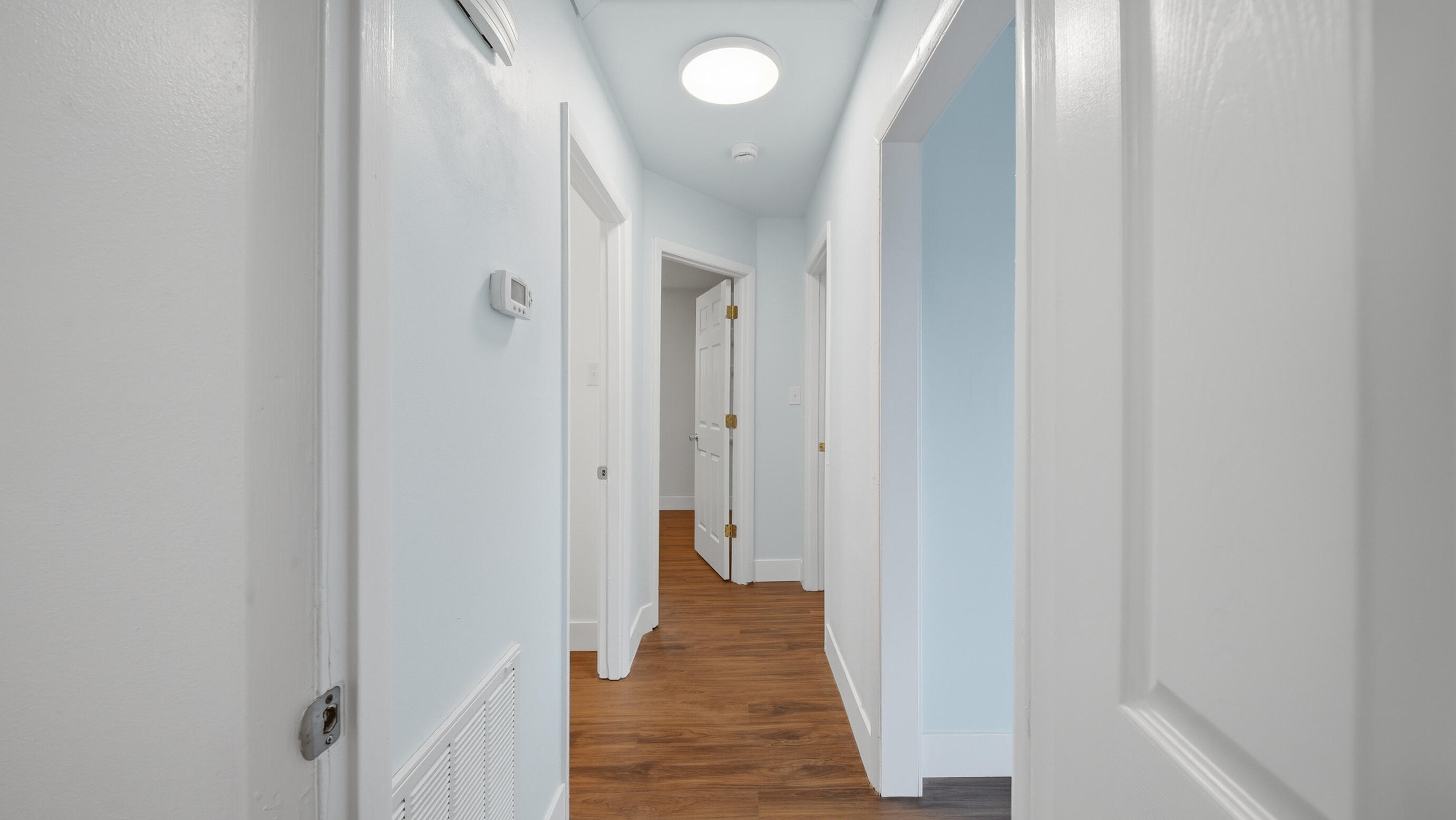 1209 Jarvis Avenue Property Photo 12