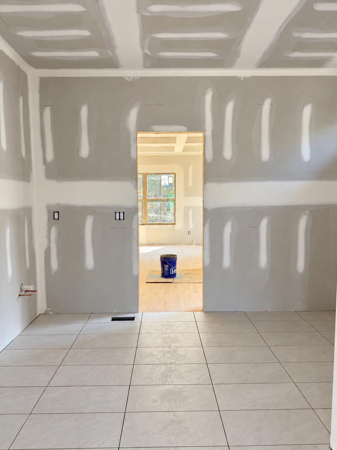 1724 Ritz Way Property Photo 16