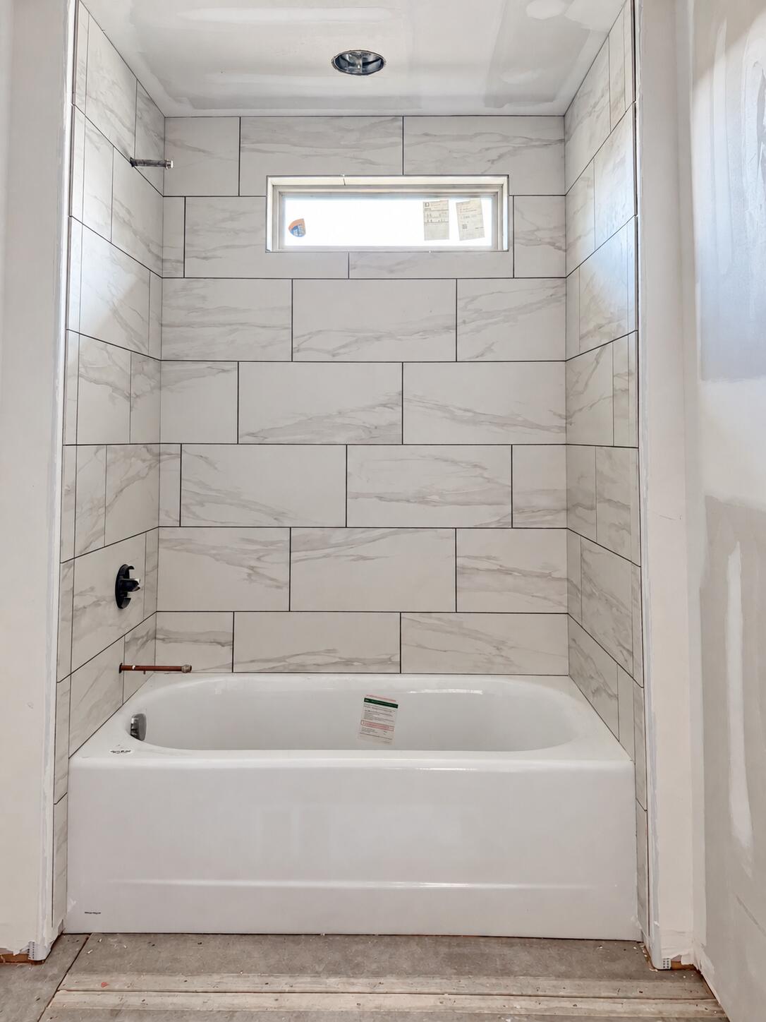 1724 Ritz Way Property Photo 18