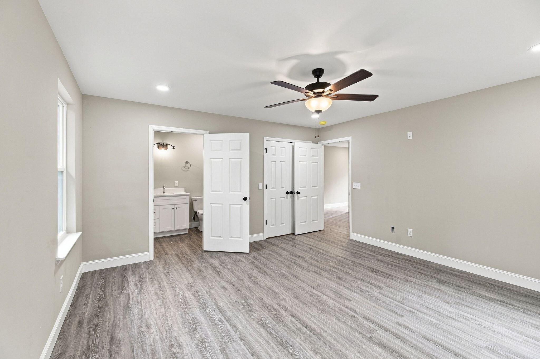 3010 Northway Lane Property Photo 10