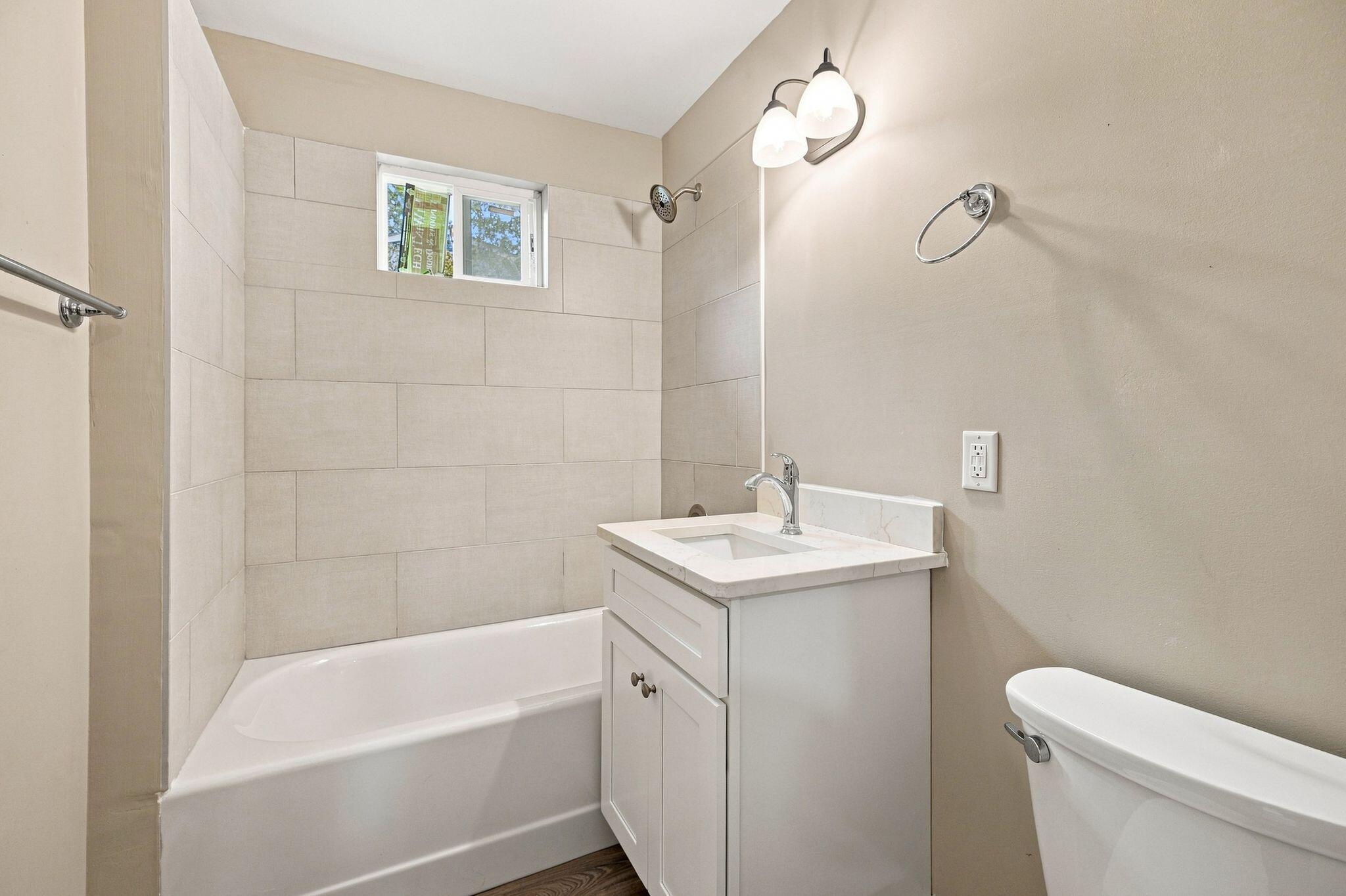 3010 Northway Lane Property Photo 15